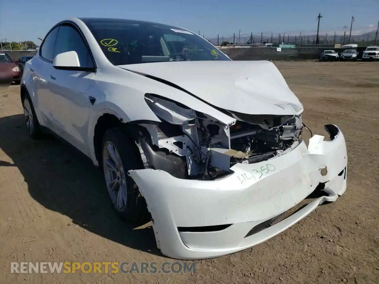 1 Photograph of a damaged car 5YJYGDEE6MF274532 TESLA MODEL Y 2021