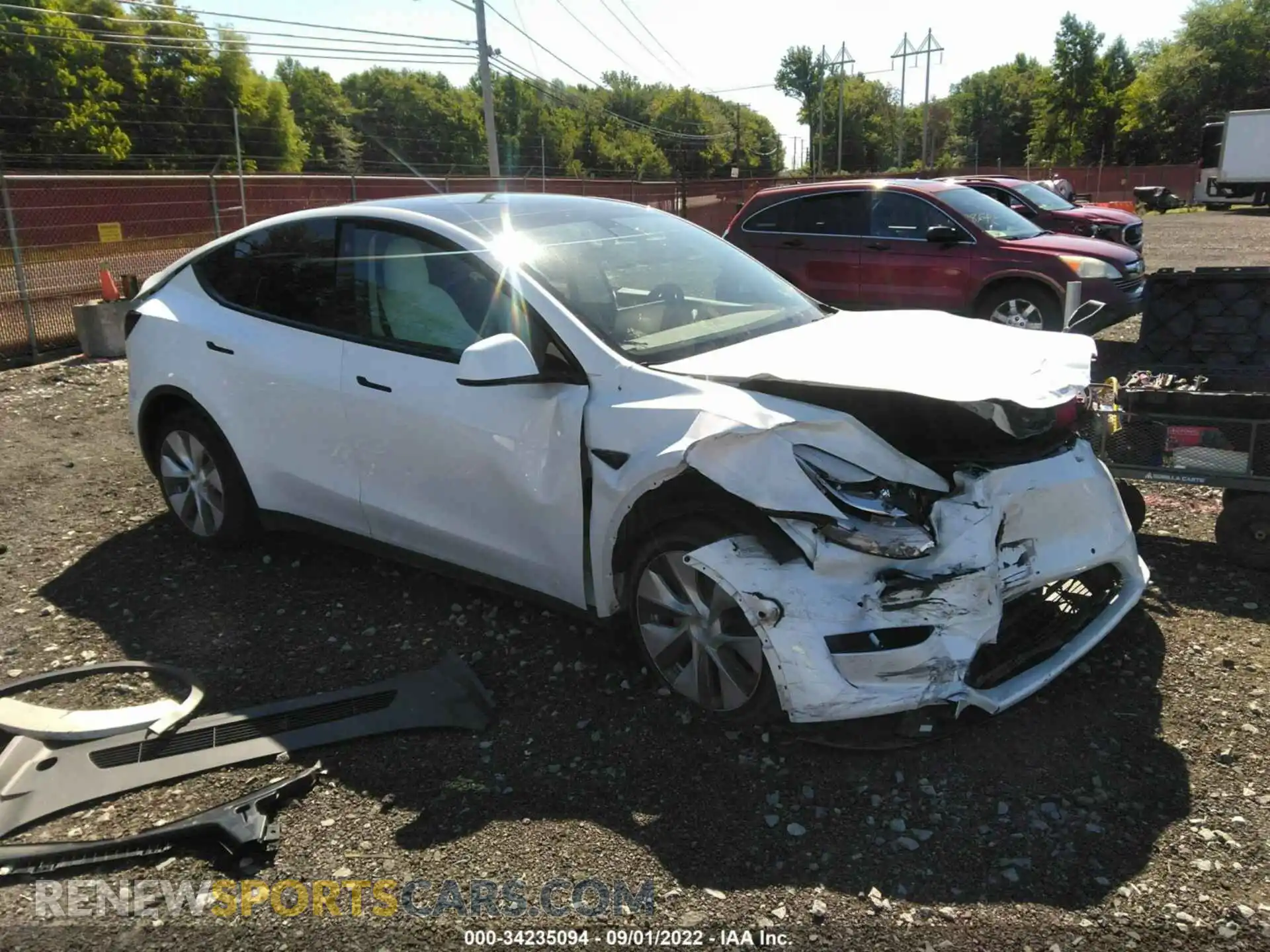 1 Photograph of a damaged car 5YJYGDEE6MF283831 TESLA MODEL Y 2021