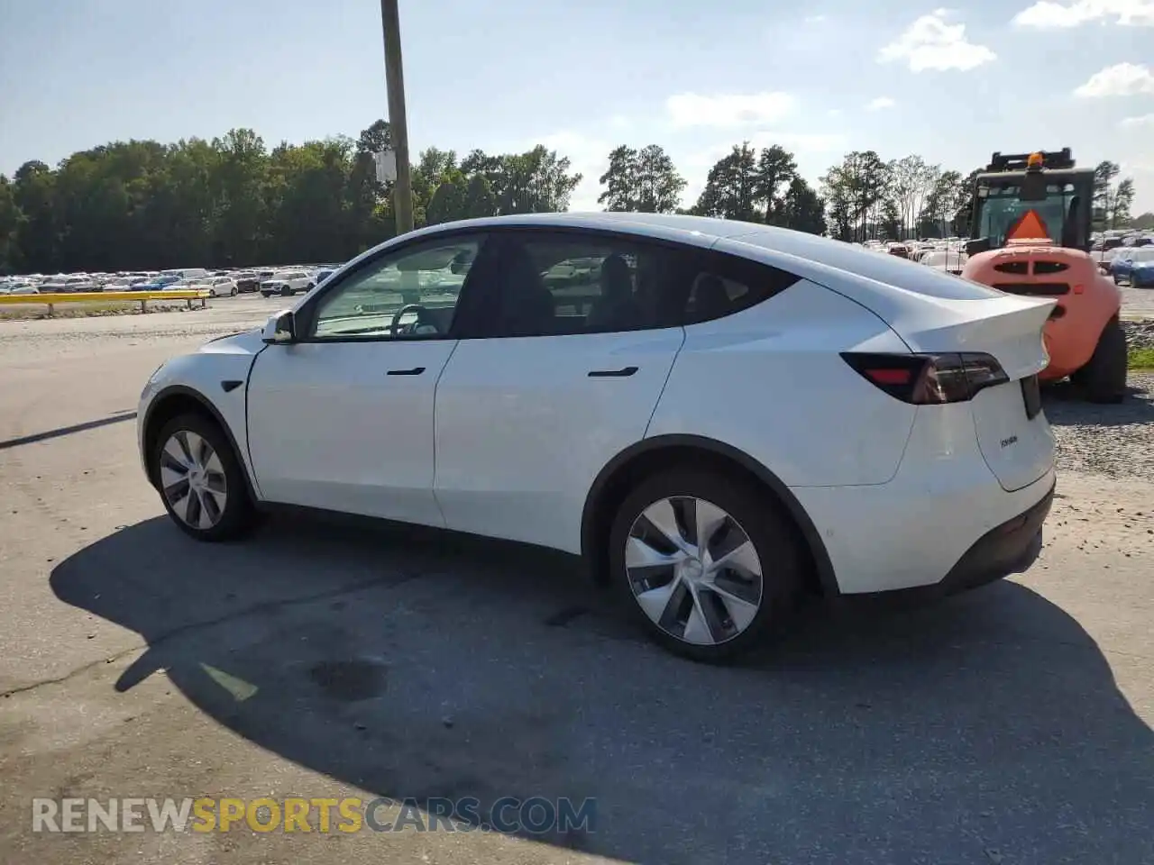 2 Photograph of a damaged car 5YJYGDEE6MF288091 TESLA MODEL Y 2021