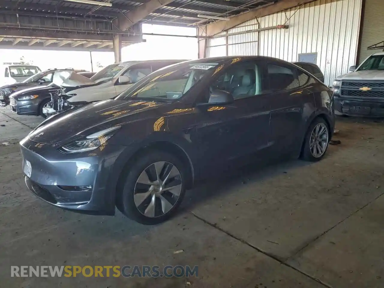 1 Photograph of a damaged car 5YJYGDEE6MF296692 TESLA MODEL Y 2021