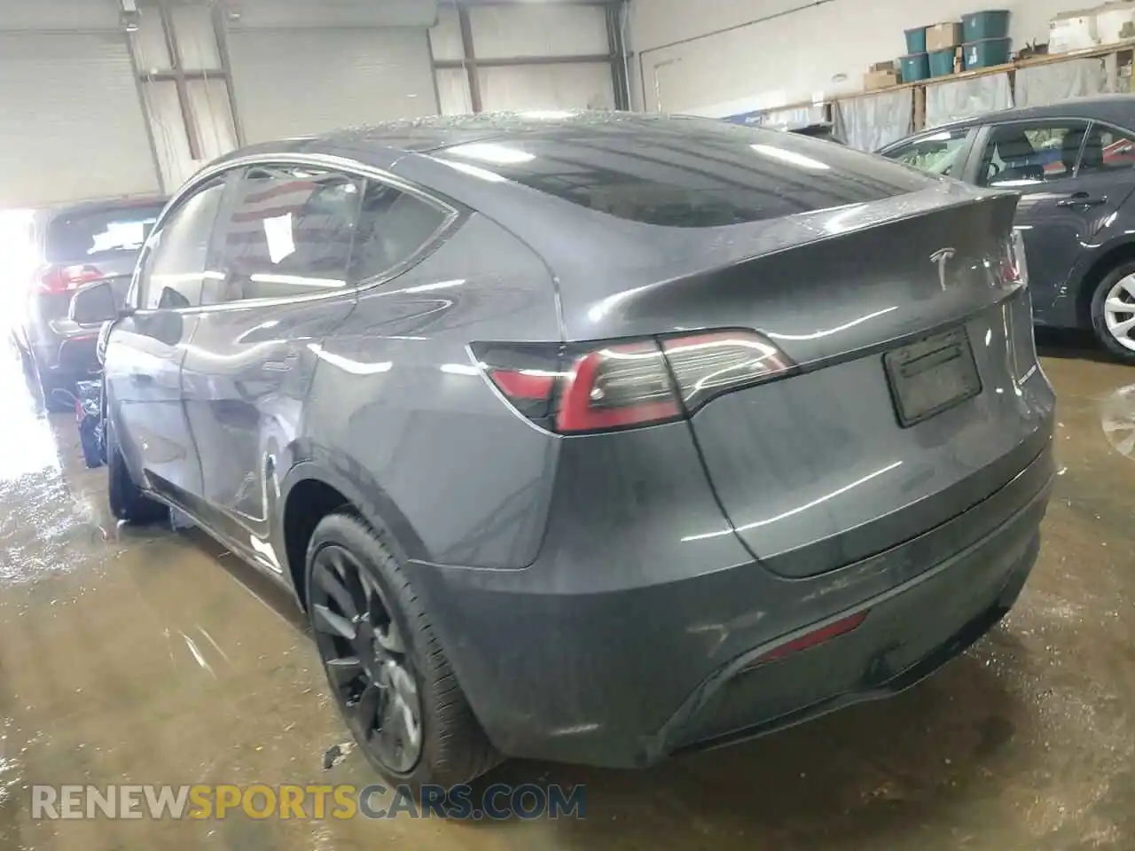 2 Photograph of a damaged car 5YJYGDEE6MF298300 TESLA MODEL Y 2021