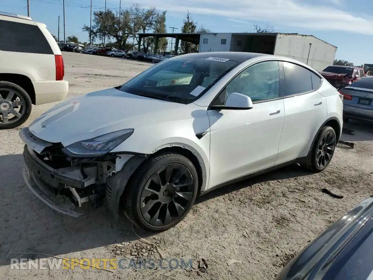 1 Photograph of a damaged car 5YJYGDEE6MF299317 TESLA MODEL Y 2021