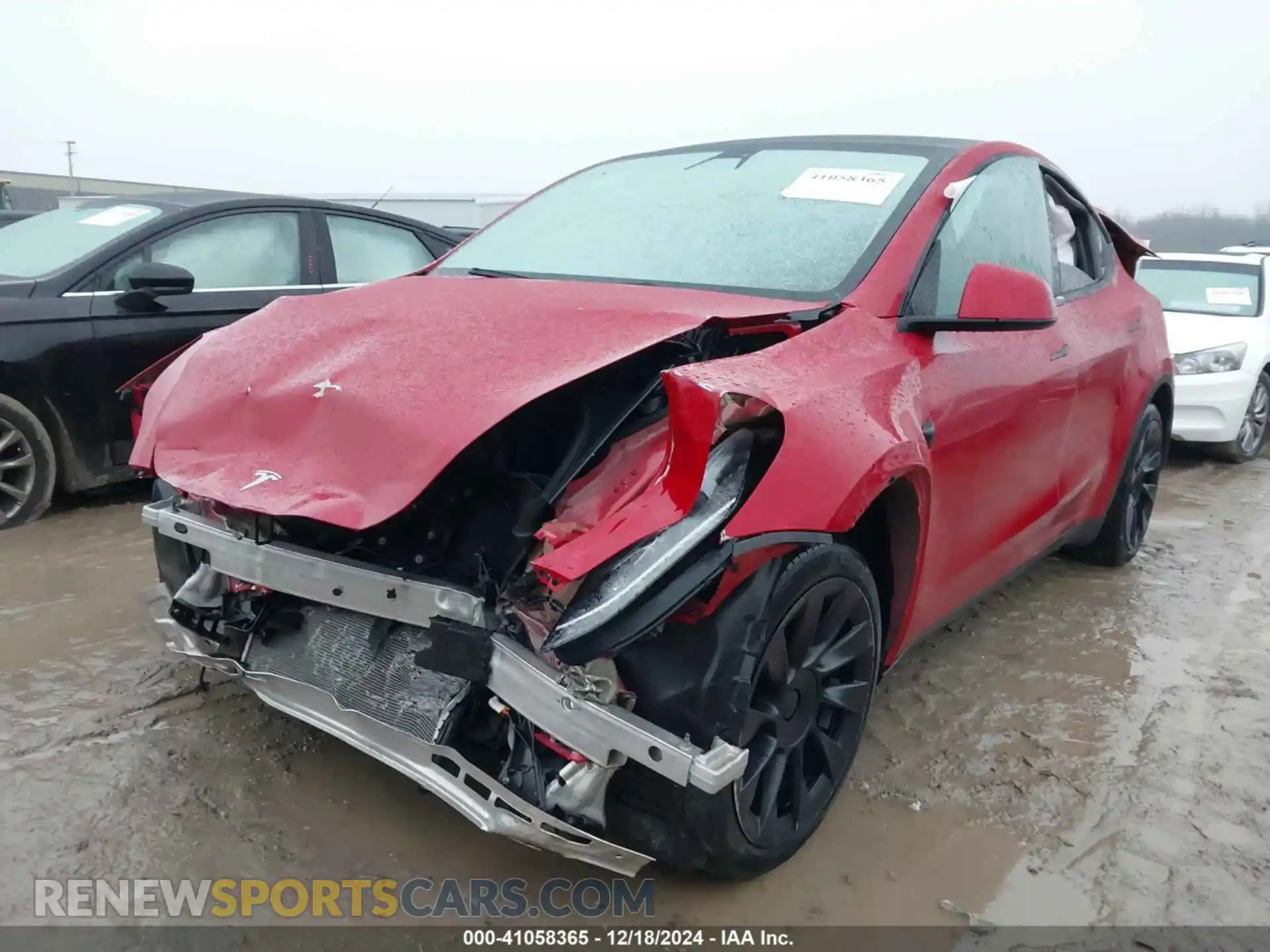 2 Photograph of a damaged car 5YJYGDEE6MF300014 TESLA MODEL Y 2021