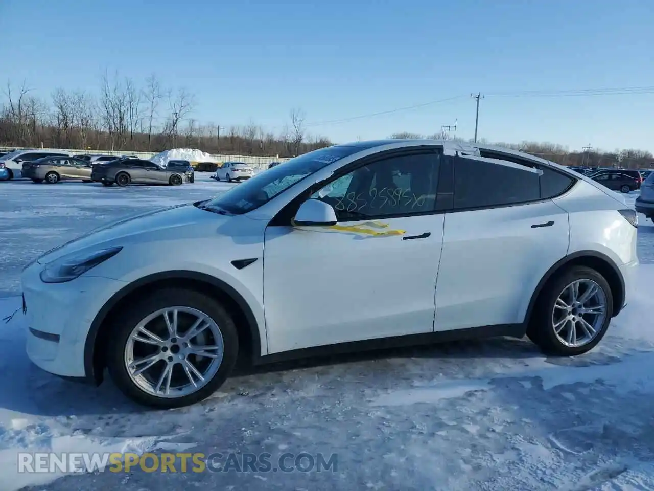 1 Photograph of a damaged car 5YJYGDEE7MF069530 TESLA MODEL Y 2021