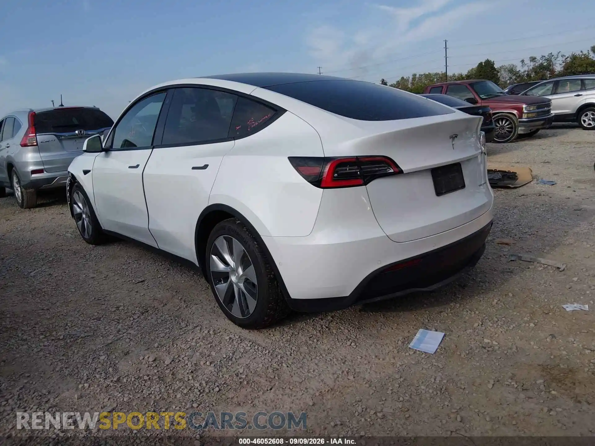 3 Photograph of a damaged car 5YJYGDEE7MF074467 TESLA MODEL Y 2021
