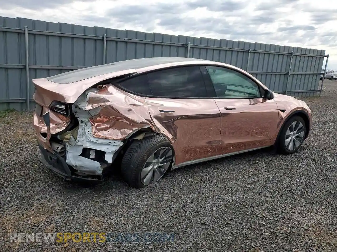 3 Photograph of a damaged car 5YJYGDEE7MF083847 TESLA MODEL Y 2021