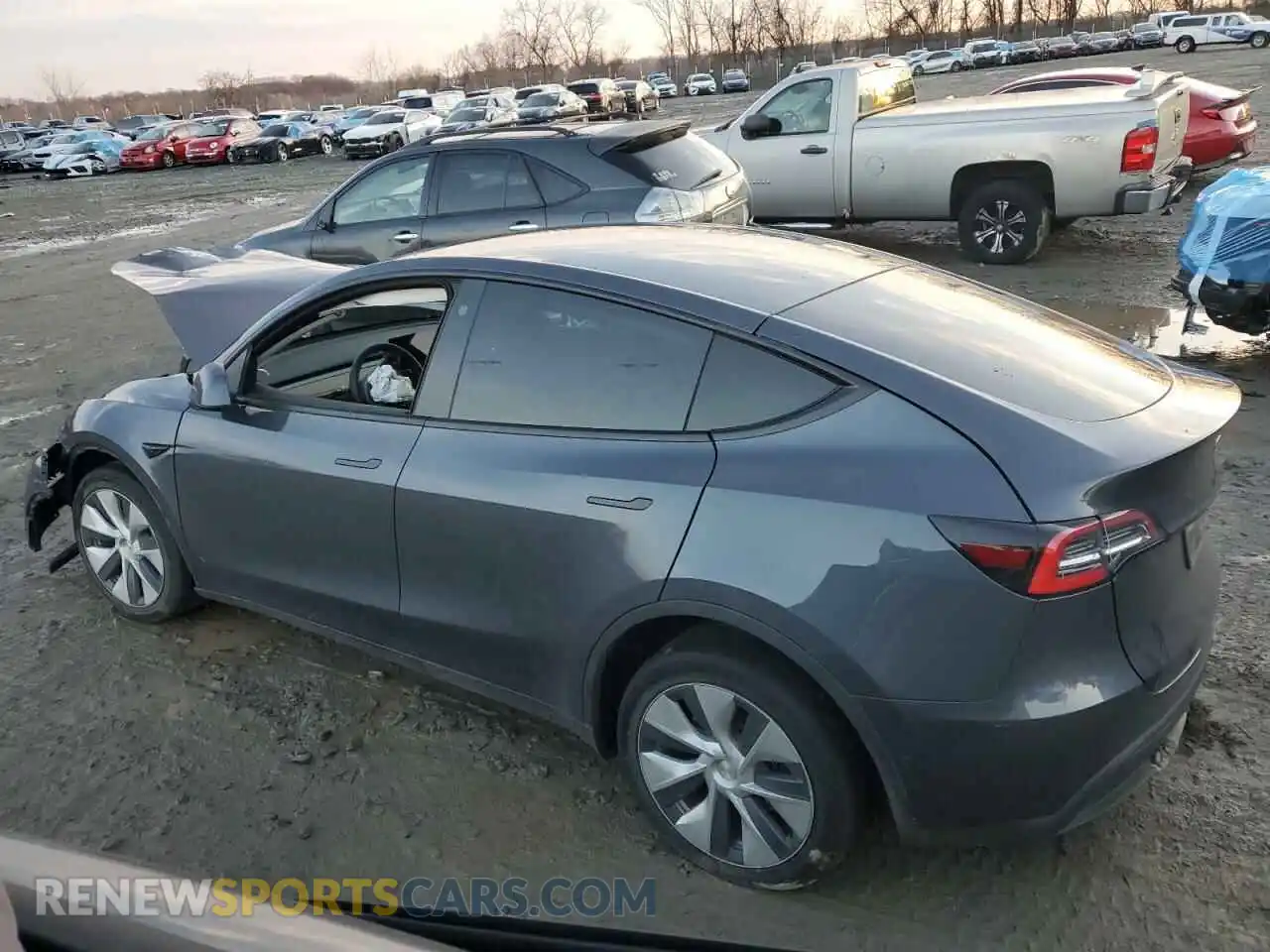 2 Photograph of a damaged car 5YJYGDEE7MF087381 TESLA MODEL Y 2021