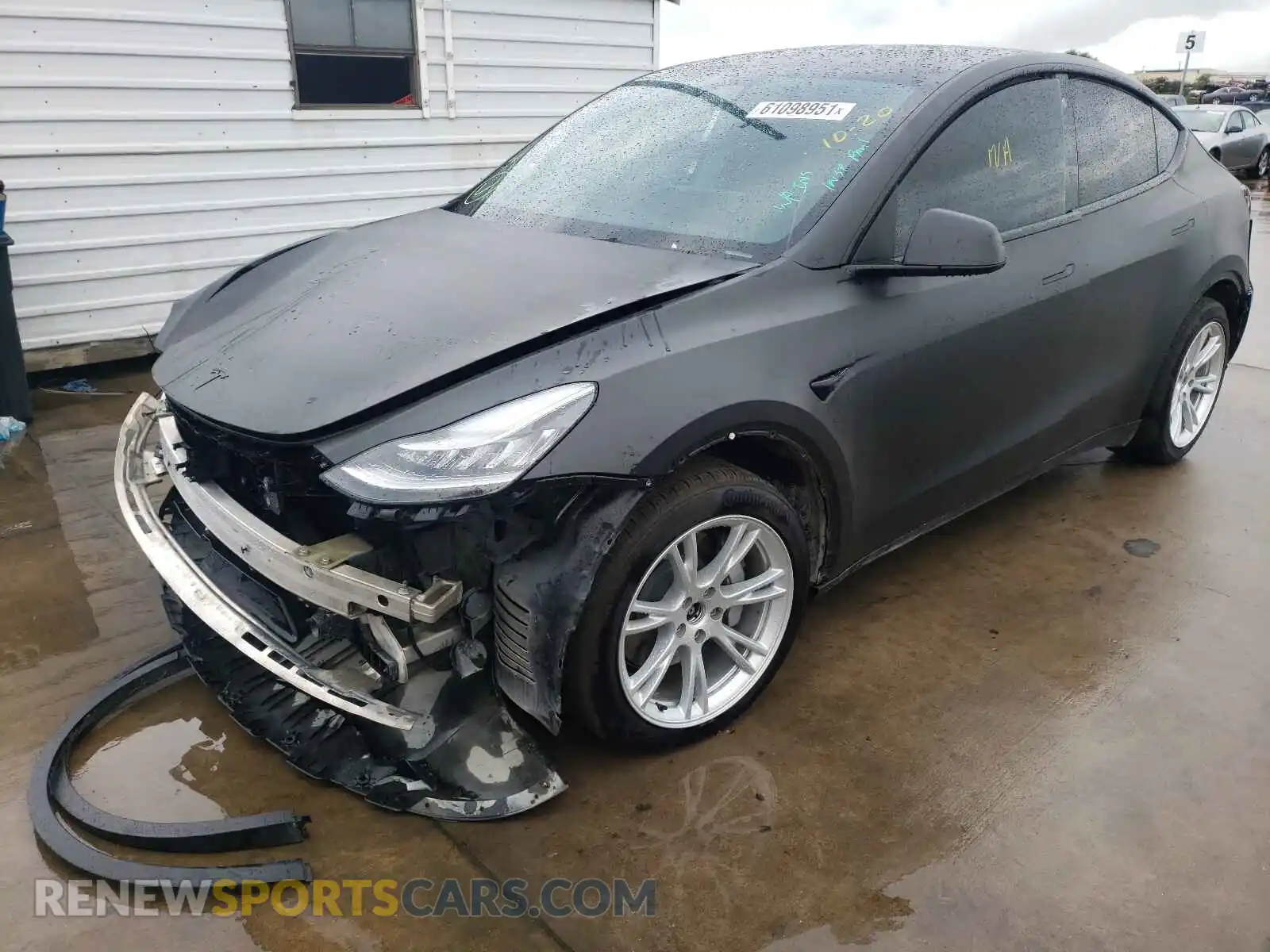 2 Photograph of a damaged car 5YJYGDEE7MF099904 TESLA MODEL Y 2021