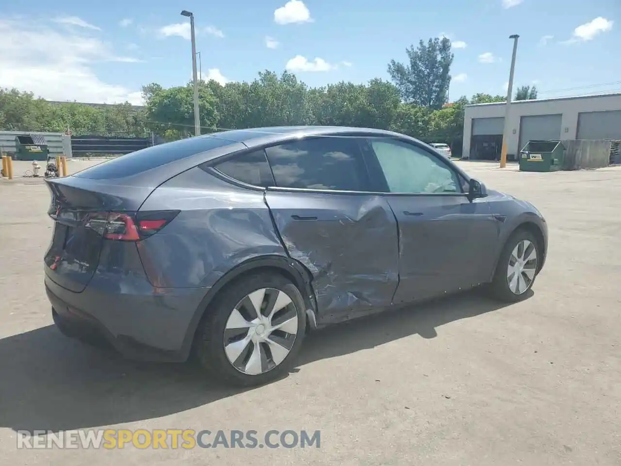 3 Photograph of a damaged car 5YJYGDEE7MF130634 TESLA MODEL Y 2021
