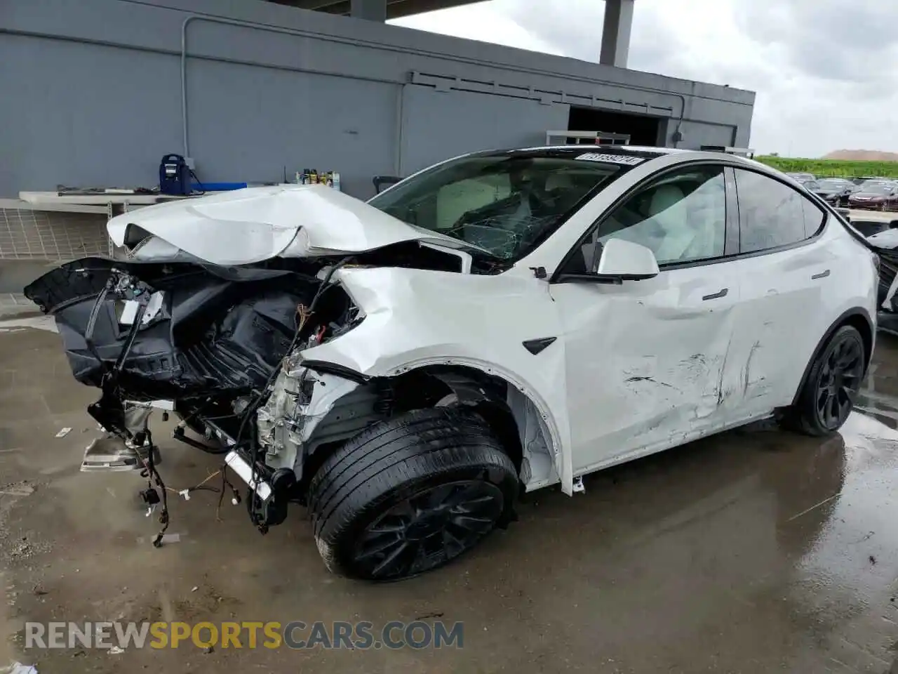 1 Photograph of a damaged car 5YJYGDEE7MF138006 TESLA MODEL Y 2021
