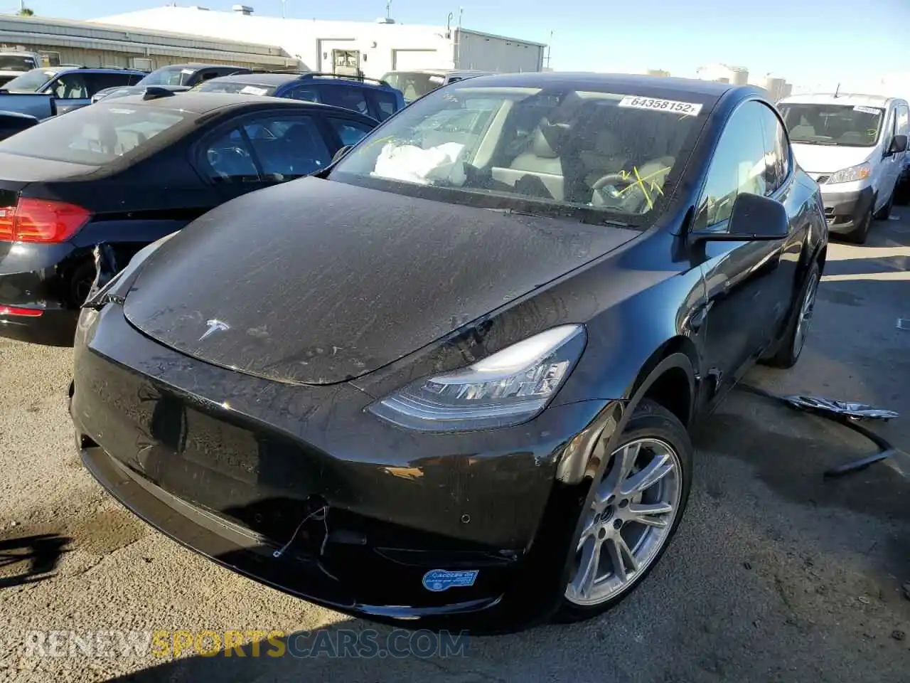 2 Photograph of a damaged car 5YJYGDEE7MF146185 TESLA MODEL Y 2021