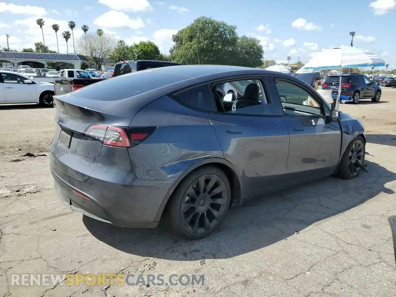 3 Photograph of a damaged car 5YJYGDEE7MF152990 TESLA MODEL Y 2021