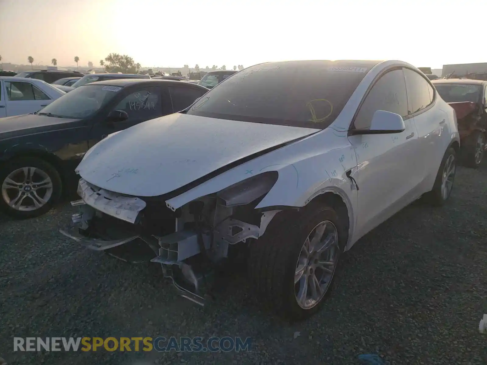 2 Photograph of a damaged car 5YJYGDEE7MF181910 TESLA MODEL Y 2021