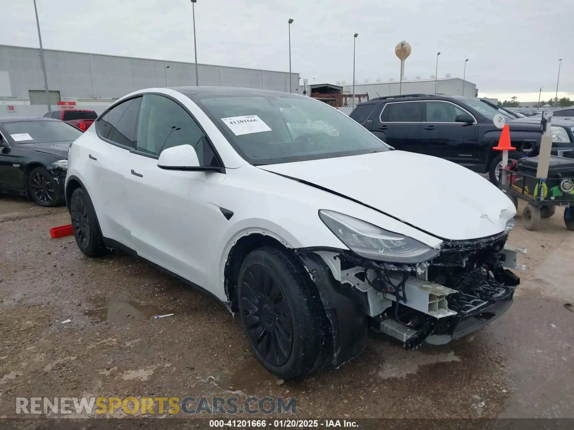 1 Photograph of a damaged car 5YJYGDEE7MF186525 TESLA MODEL Y 2021