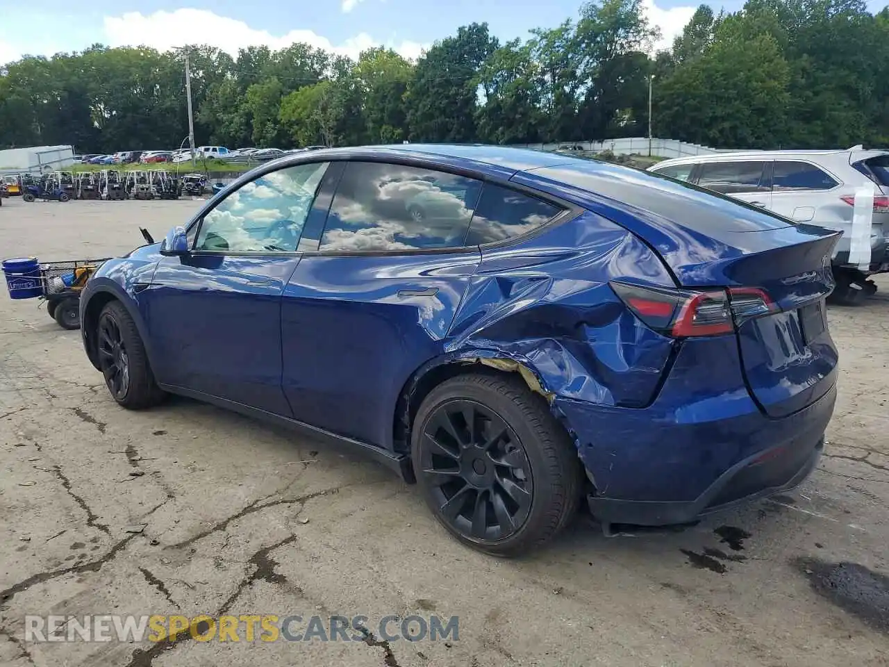 2 Photograph of a damaged car 5YJYGDEE7MF187142 TESLA MODEL Y 2021