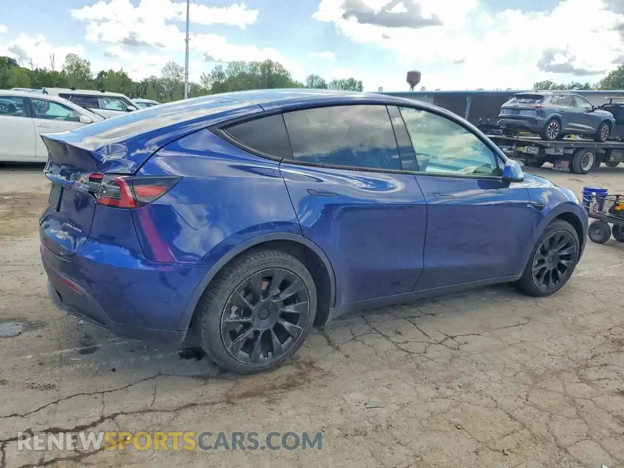 3 Photograph of a damaged car 5YJYGDEE7MF187142 TESLA MODEL Y 2021