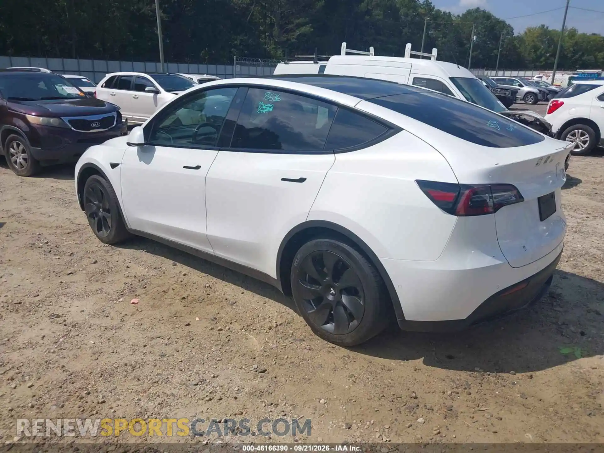 3 Photograph of a damaged car 5YJYGDEE7MF190168 TESLA MODEL Y 2021