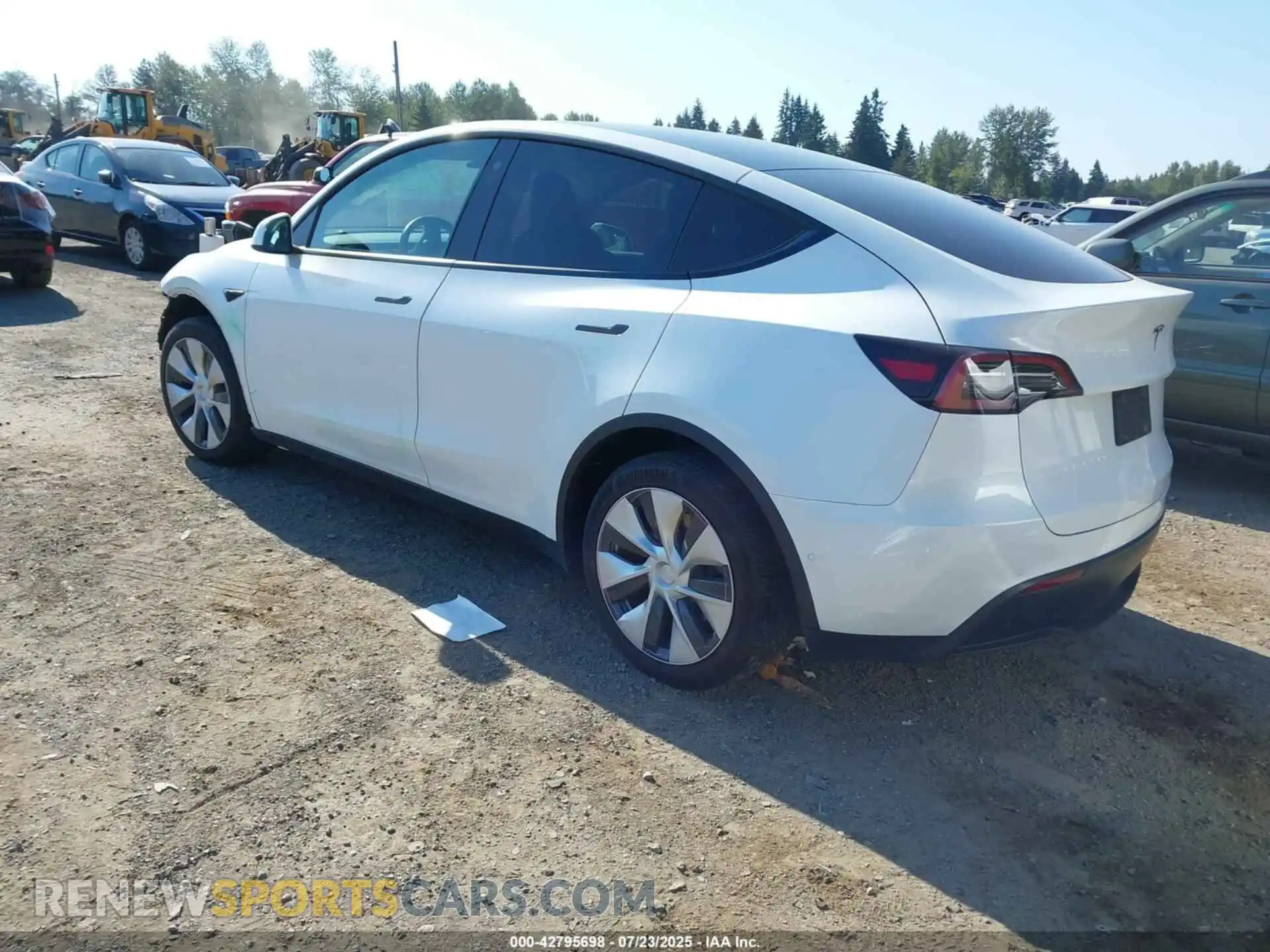 3 Photograph of a damaged car 5YJYGDEE7MF191790 TESLA MODEL Y 2021