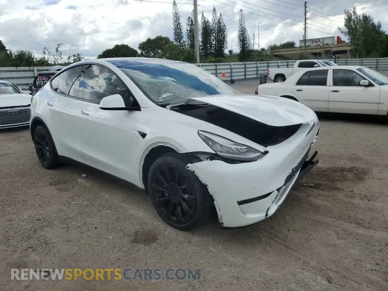 1 Photograph of a damaged car 5YJYGDEE7MF228952 TESLA MODEL Y 2021