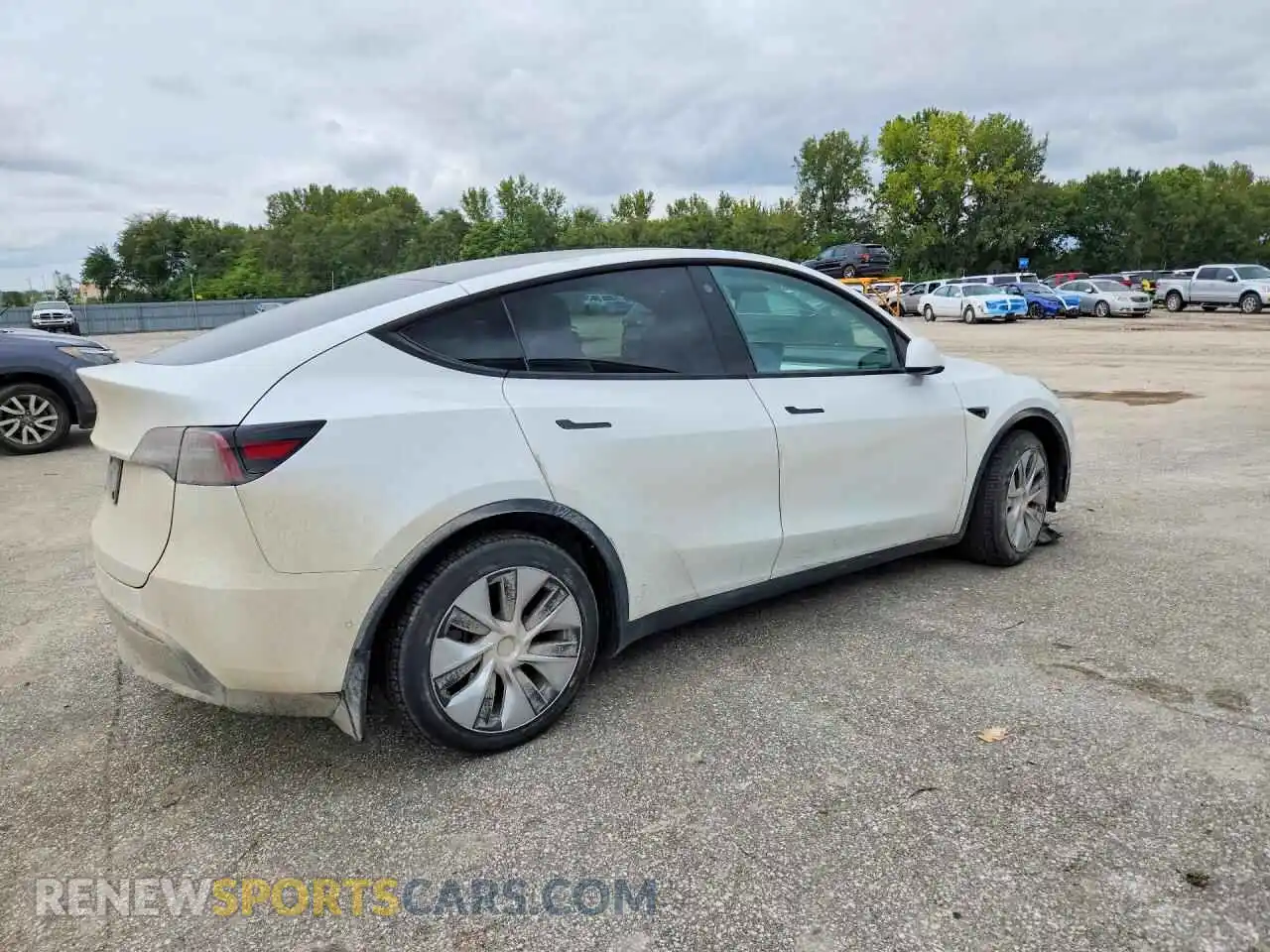 3 fotografías del automóvil dañado 5YJYGDEE7MF245816 TESLA MODEL Y 2021