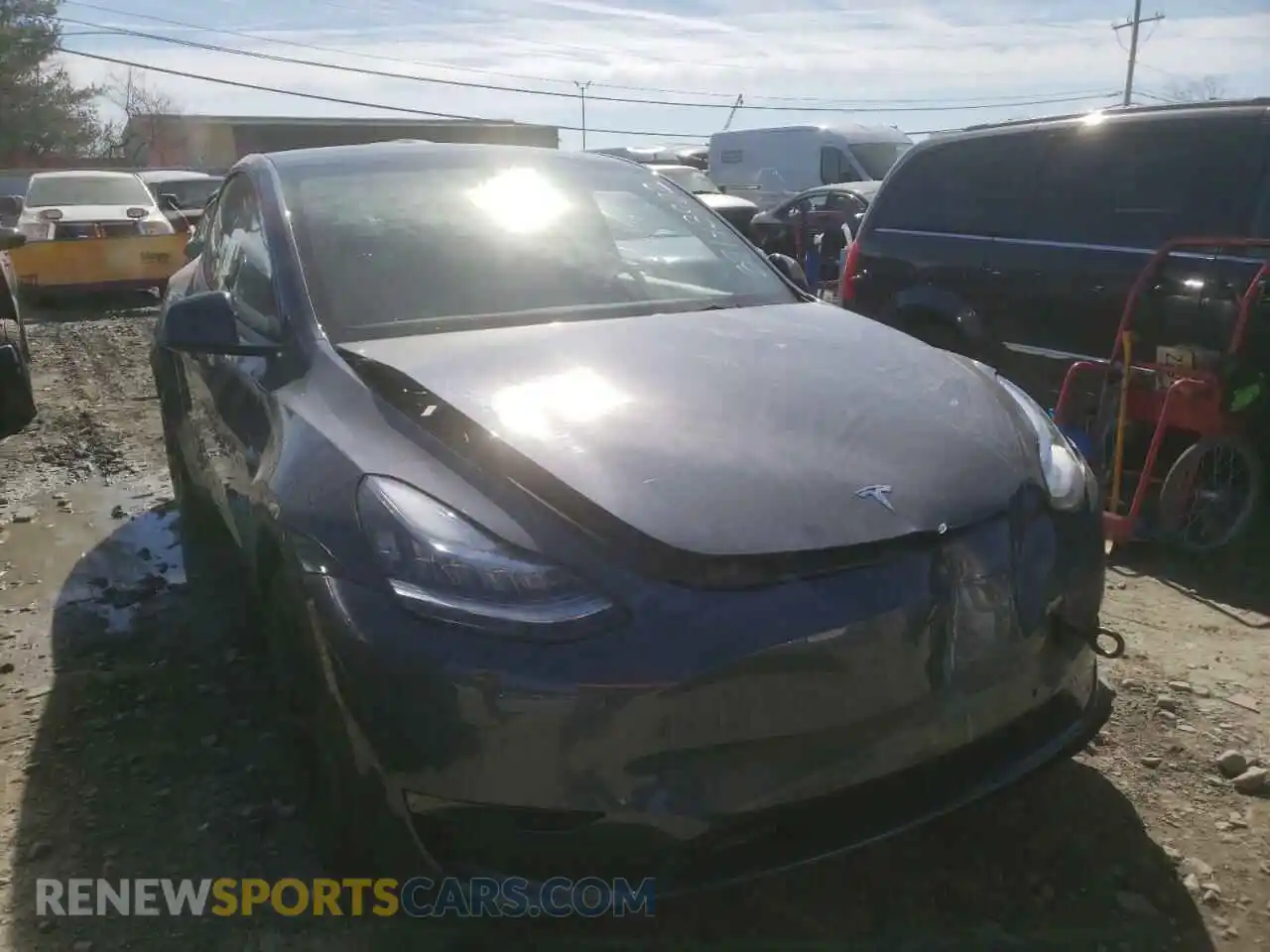 1 Photograph of a damaged car 5YJYGDEE7MF254239 TESLA MODEL Y 2021