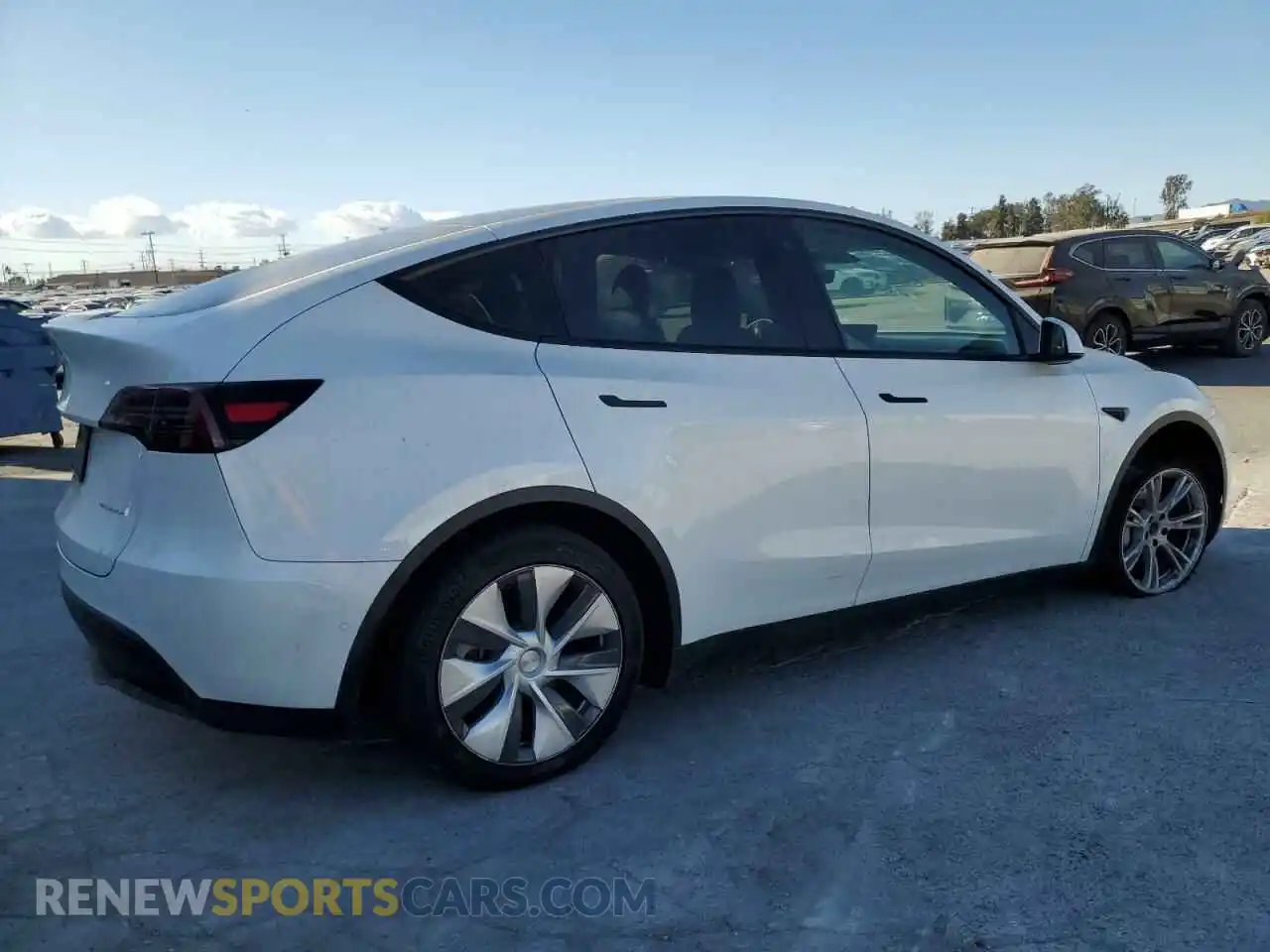 3 Photograph of a damaged car 5YJYGDEE7MF294420 TESLA MODEL Y 2021