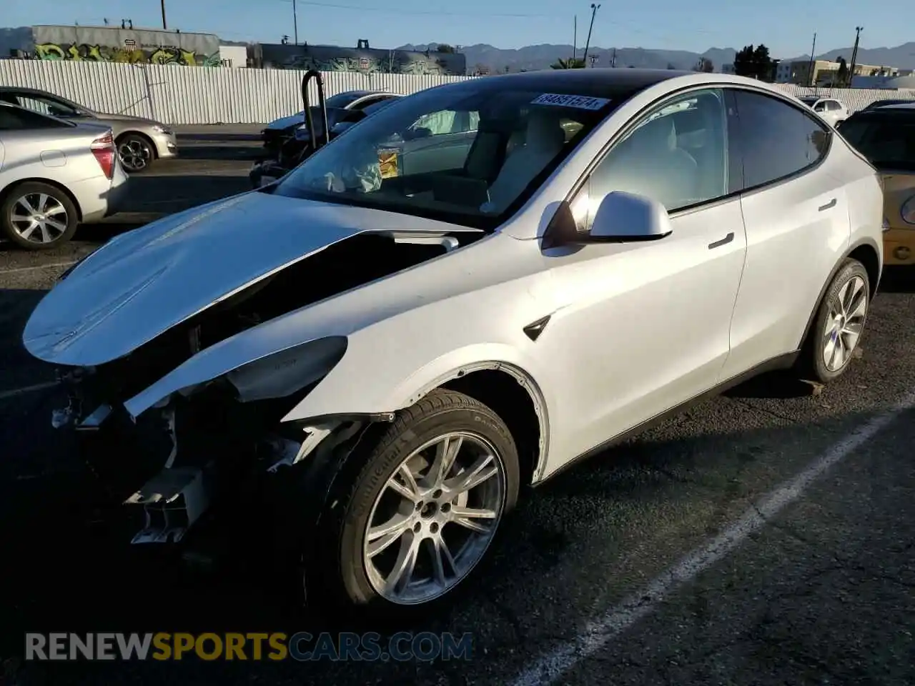1 Photograph of a damaged car 5YJYGDEE7MF306730 TESLA MODEL Y 2021