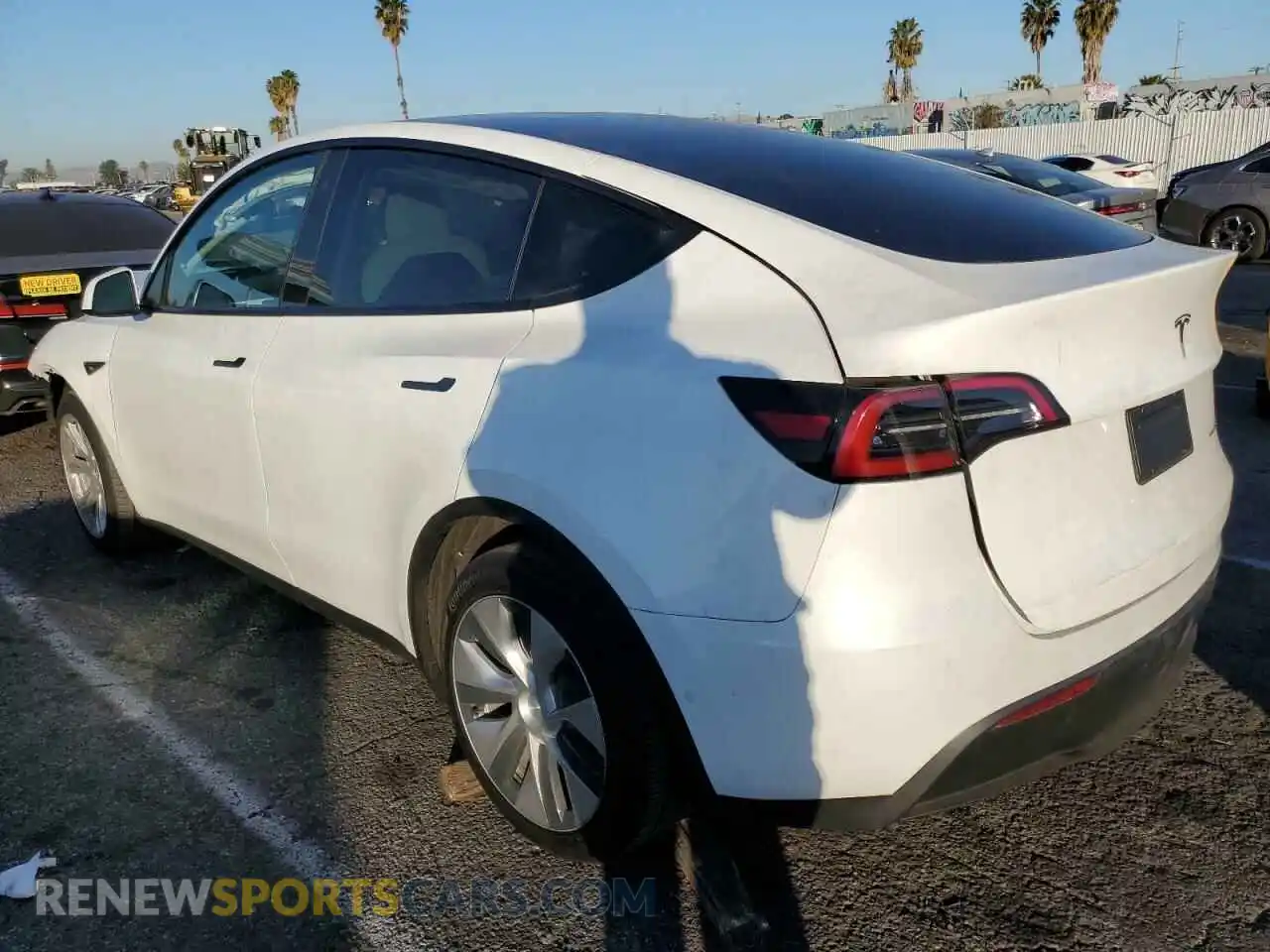 2 Photograph of a damaged car 5YJYGDEE7MF306730 TESLA MODEL Y 2021