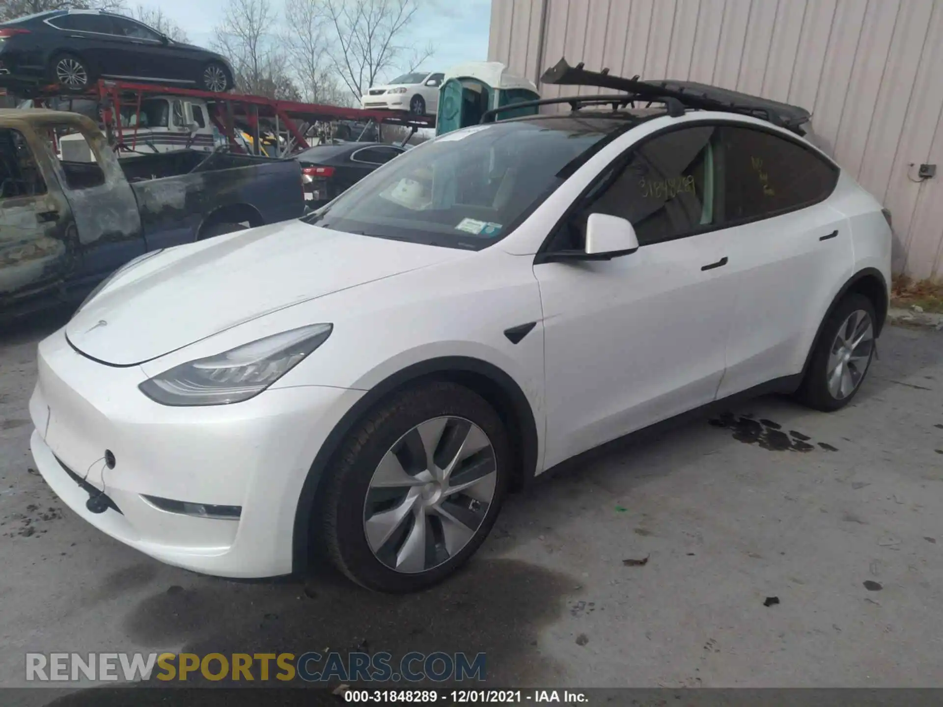 2 Photograph of a damaged car 5YJYGDEE8MF069861 TESLA MODEL Y 2021