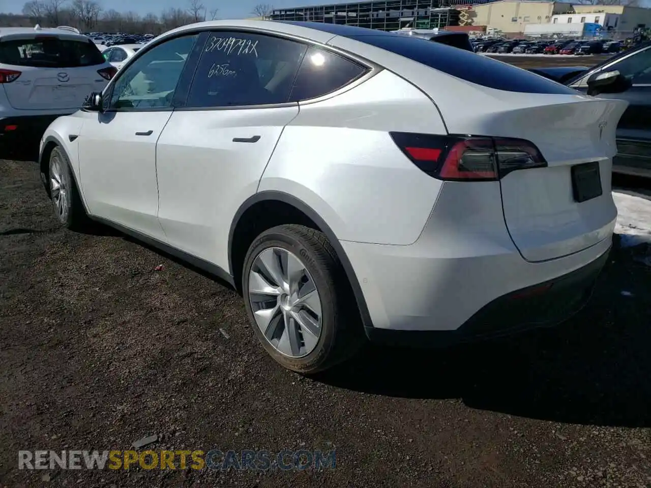 3 fotografías del automóvil dañado 5YJYGDEE8MF072579 TESLA MODEL Y 2021