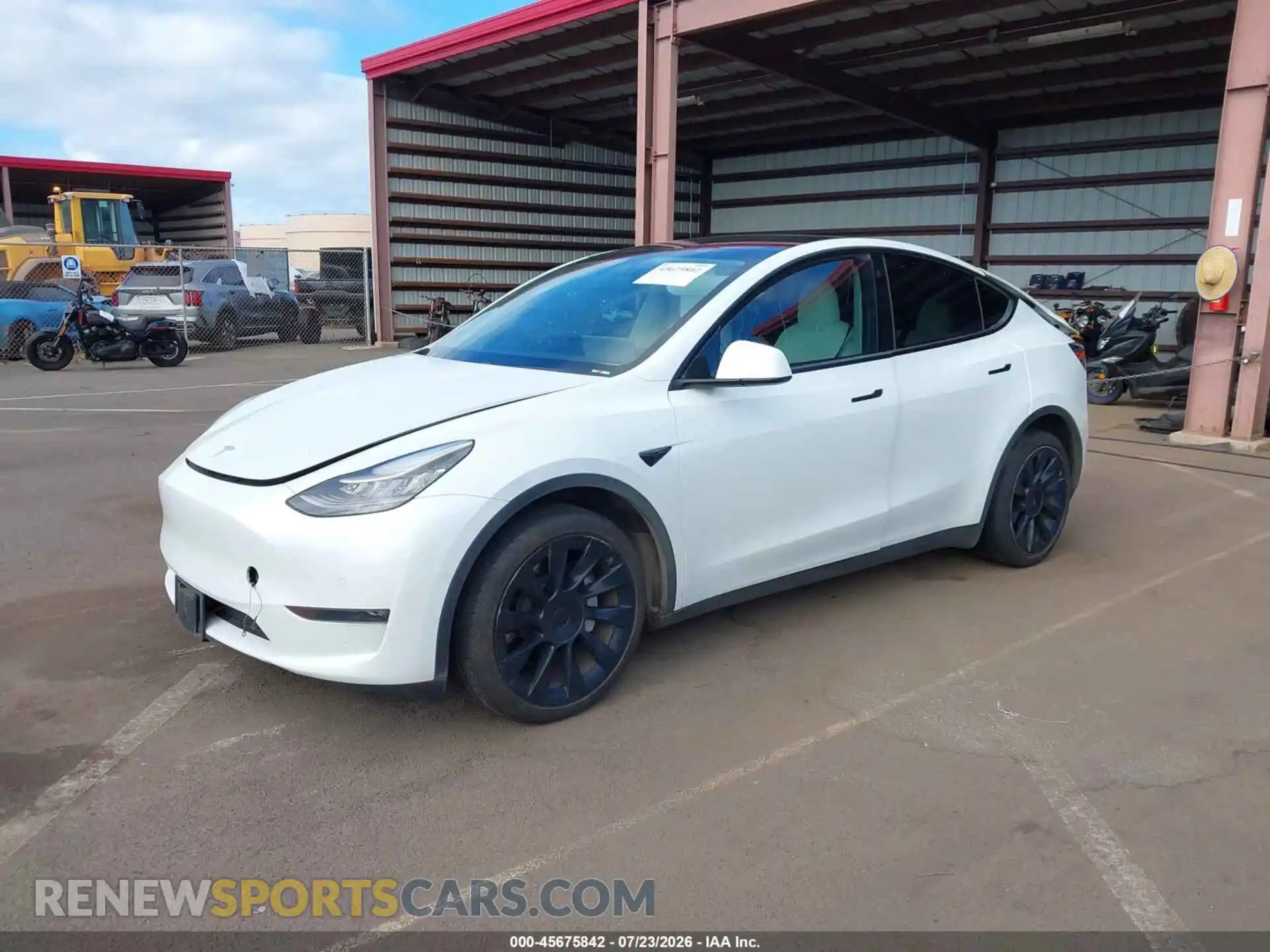 2 fotografías del automóvil dañado 5YJYGDEE8MF075109 TESLA MODEL Y 2021