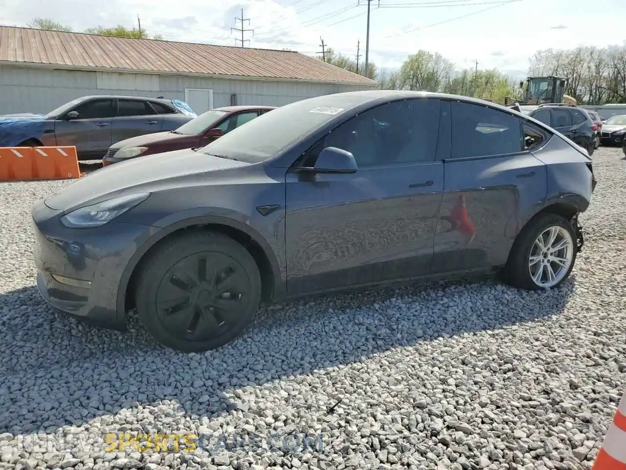 1 Photograph of a damaged car 5YJYGDEE8MF081346 TESLA MODEL Y 2021