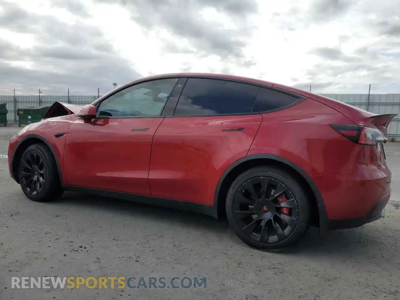 2 Photograph of a damaged car 5YJYGDEE8MF089687 TESLA MODEL Y 2021