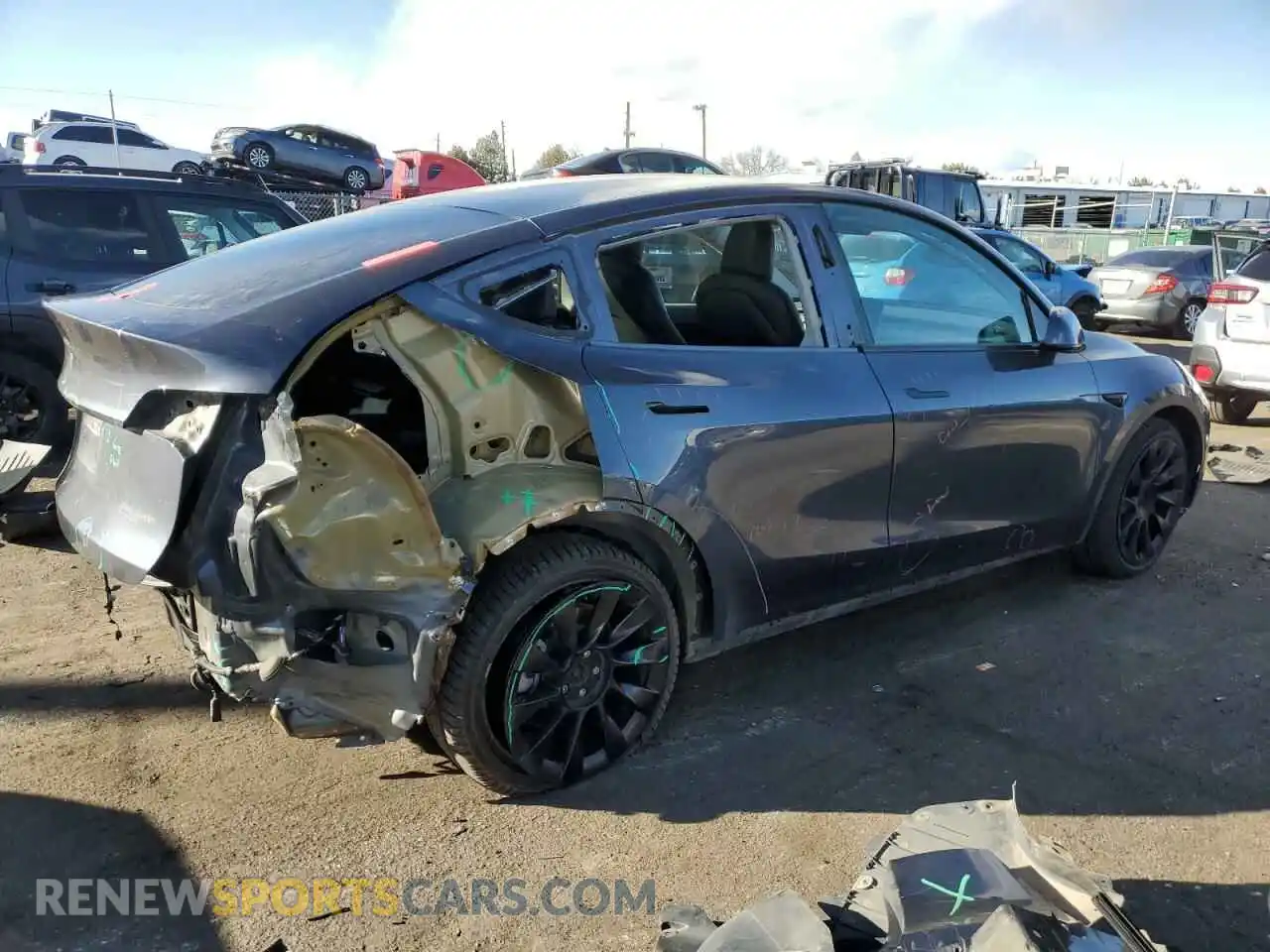 3 Photograph of a damaged car 5YJYGDEE8MF092413 TESLA MODEL Y 2021