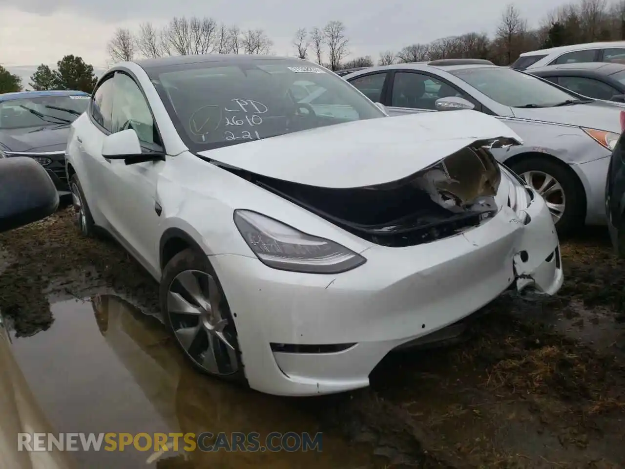 1 Photograph of a damaged car 5YJYGDEE8MF124938 TESLA MODEL Y 2021
