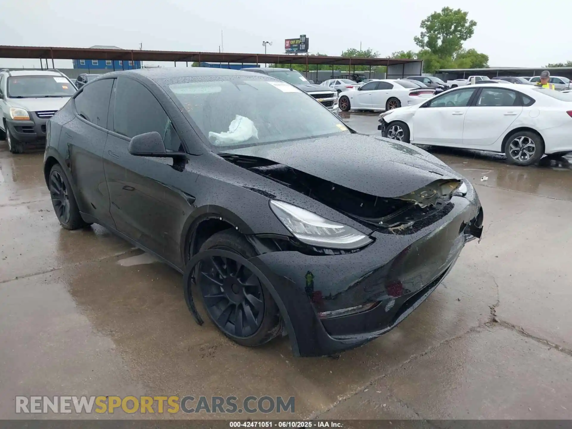 1 Фотография поврежденного автомобиля 5YJYGDEE8MF143117 TESLA MODEL Y 2021