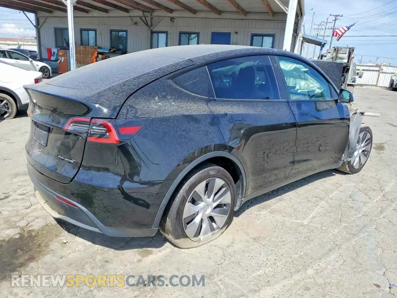 3 Photograph of a damaged car 5YJYGDEE8MF162119 TESLA MODEL Y 2021