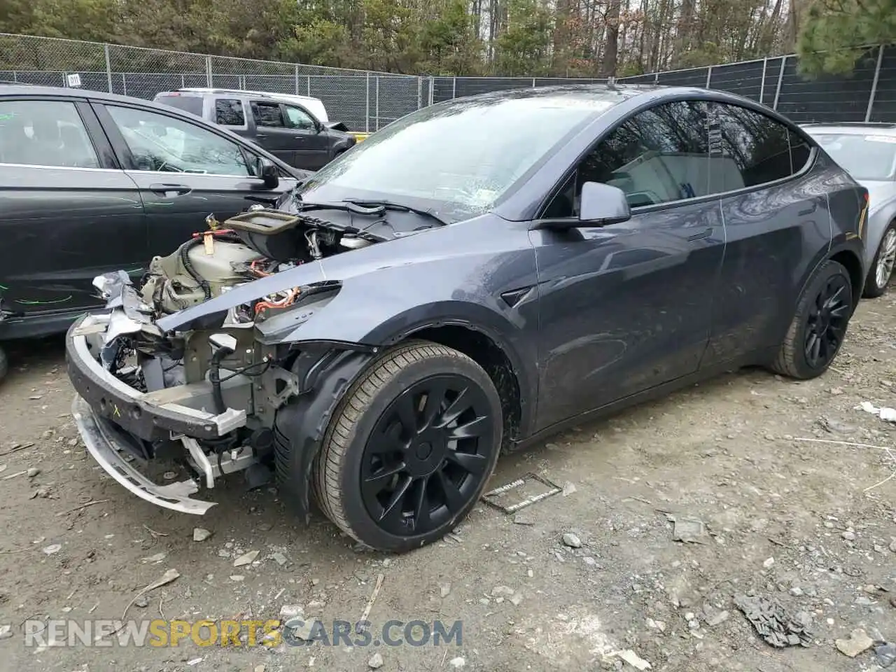 1 Photograph of a damaged car 5YJYGDEE8MF203204 TESLA MODEL Y 2021