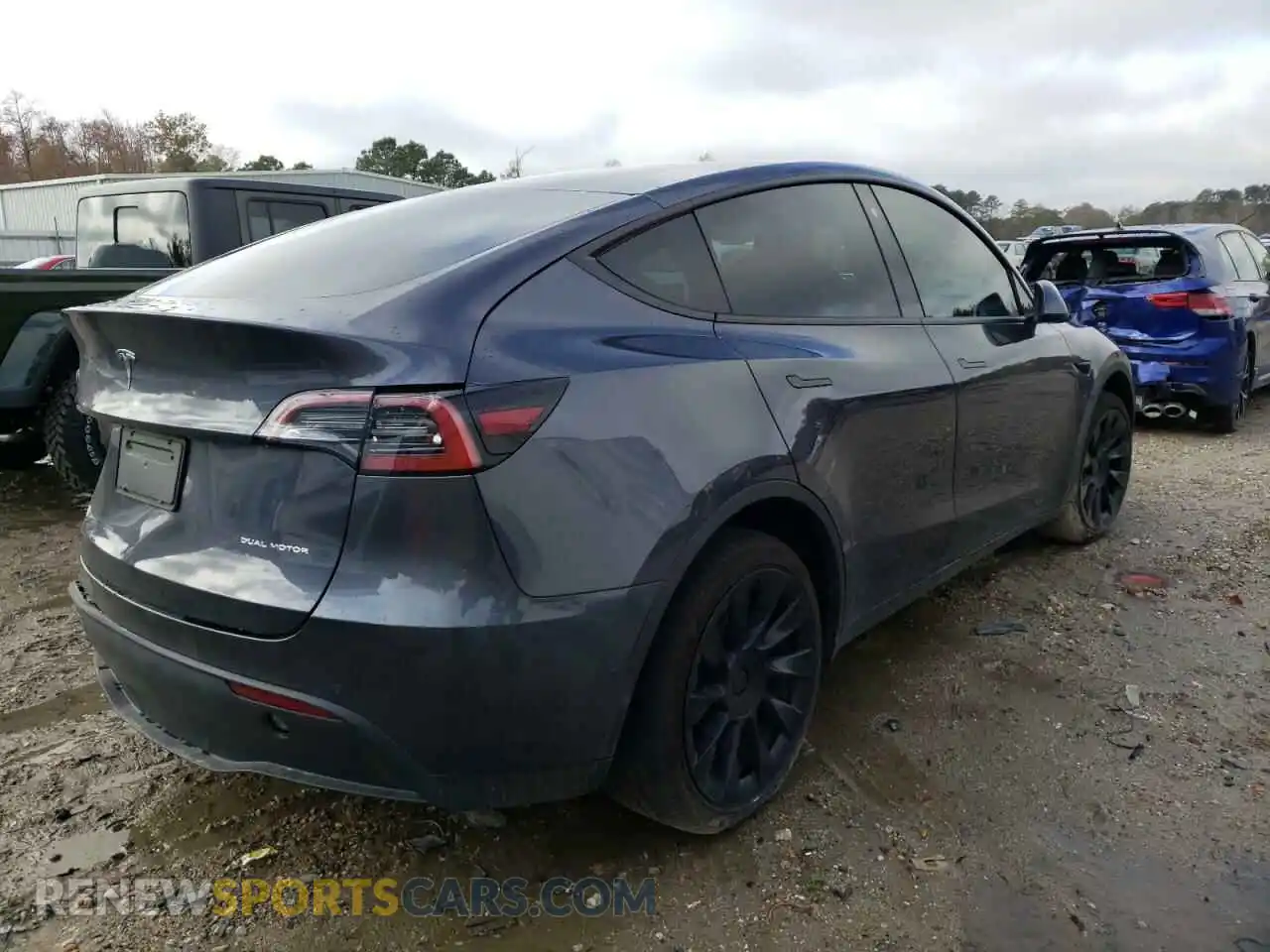 3 Photograph of a damaged car 5YJYGDEE8MF204580 TESLA MODEL Y 2021