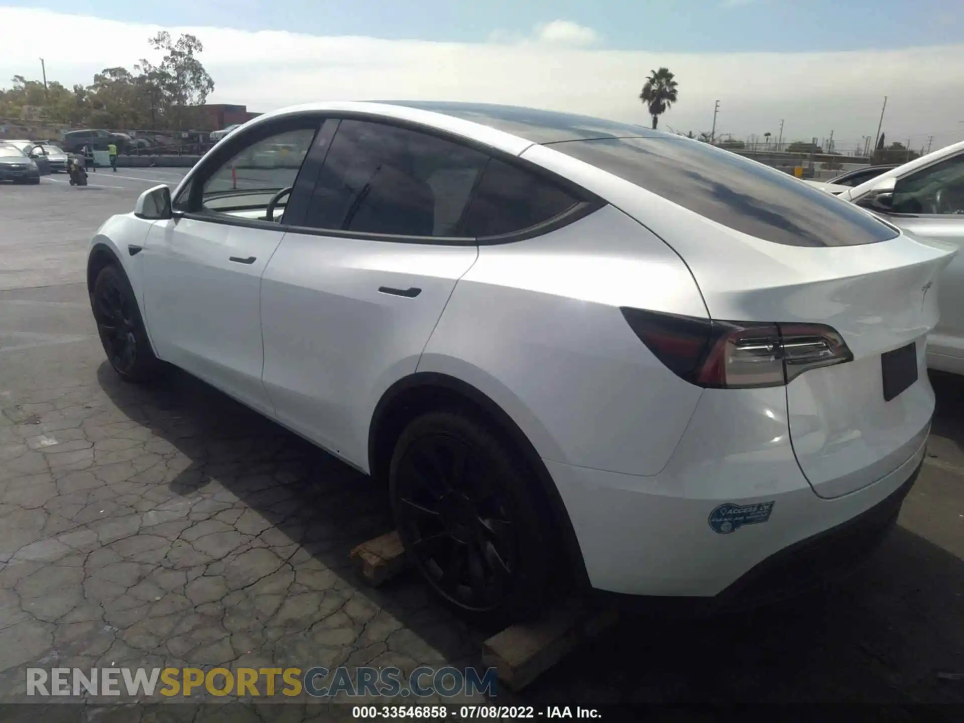3 fotografías del automóvil dañado 5YJYGDEE8MF240463 TESLA MODEL Y 2021