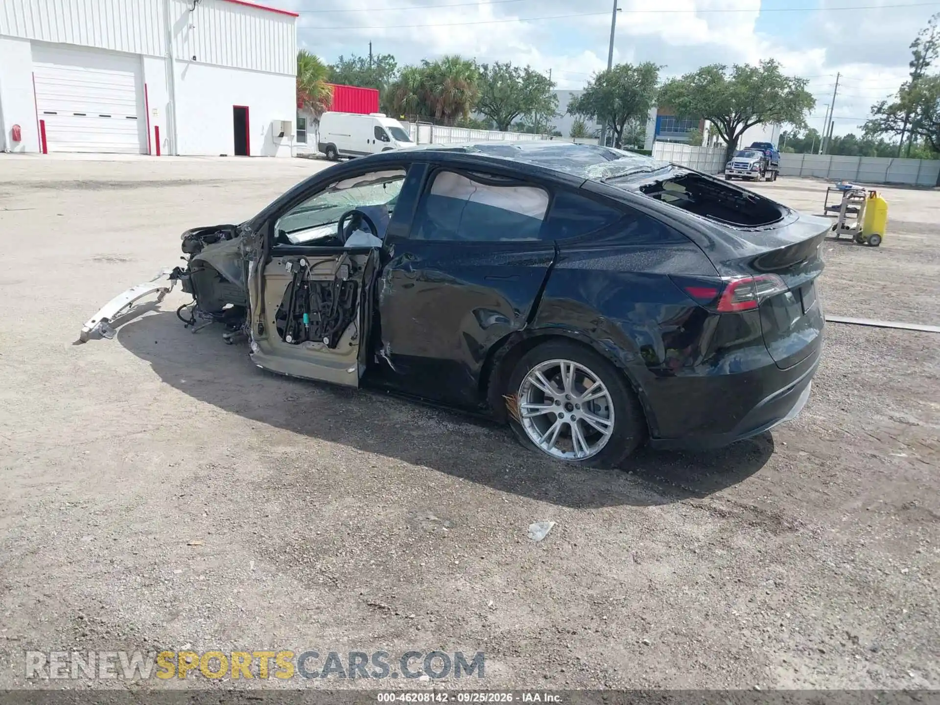 3 Photograph of a damaged car 5YJYGDEE8MF244691 TESLA MODEL Y 2021