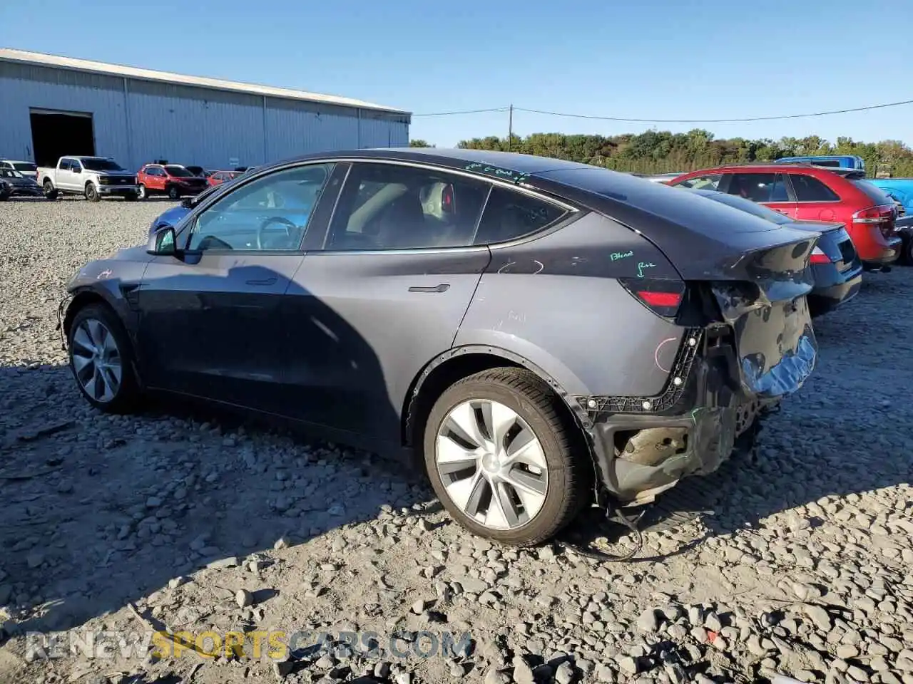2 Photograph of a damaged car 5YJYGDEE8MF262091 TESLA MODEL Y 2021
