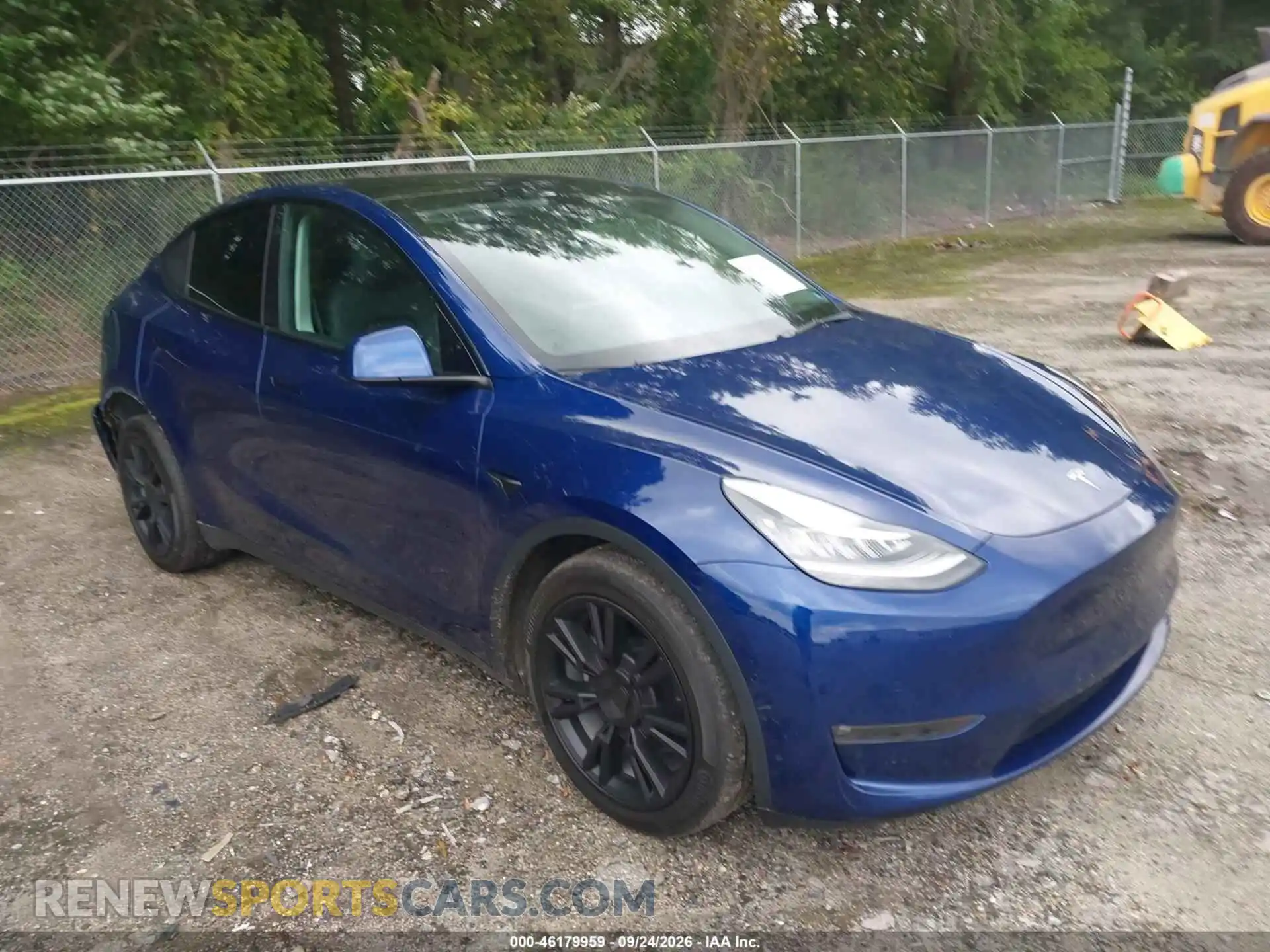 1 Photograph of a damaged car 5YJYGDEE8MF264522 TESLA MODEL Y 2021
