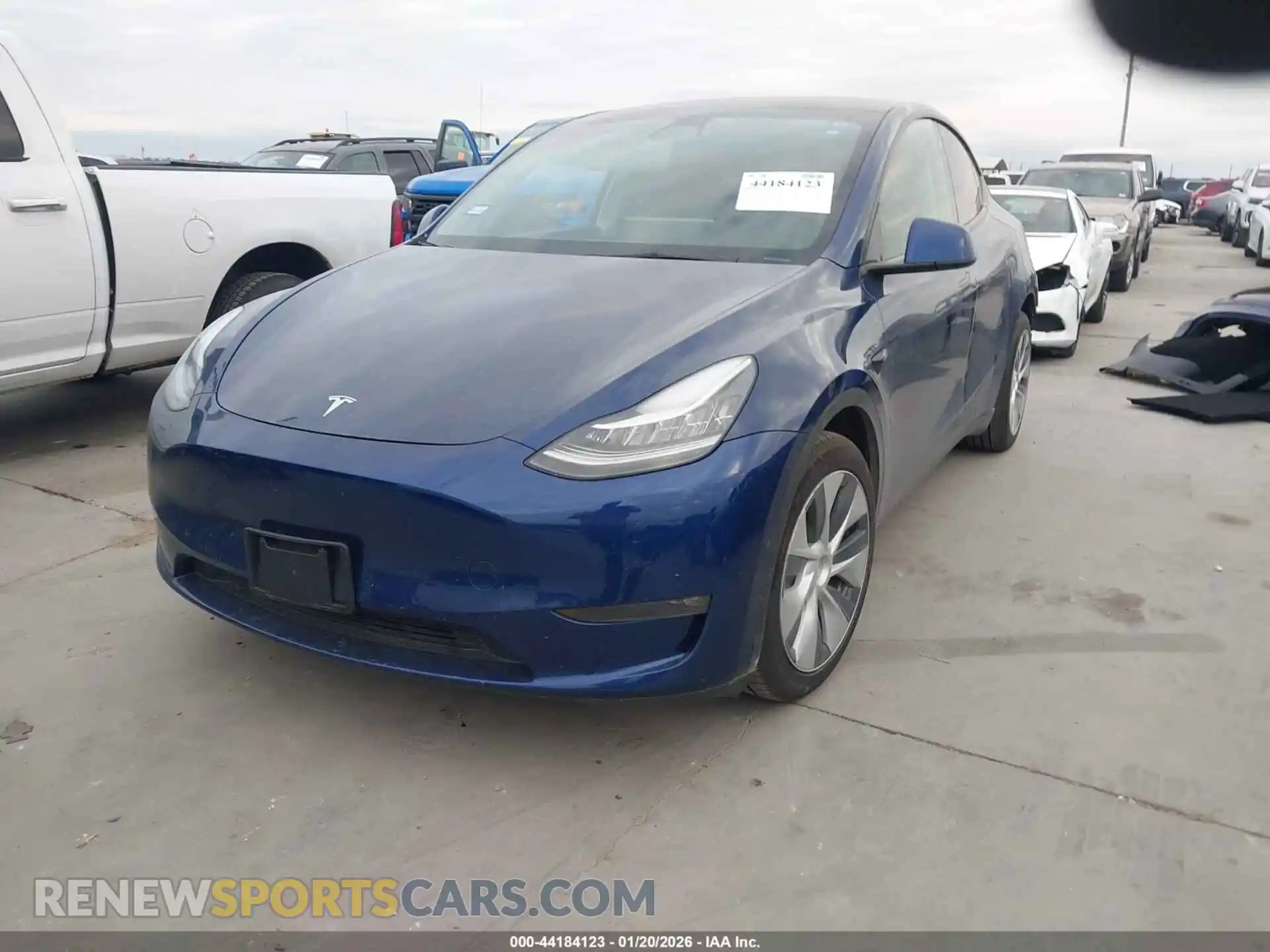 2 Photograph of a damaged car 5YJYGDEE8MF266187 TESLA MODEL Y 2021
