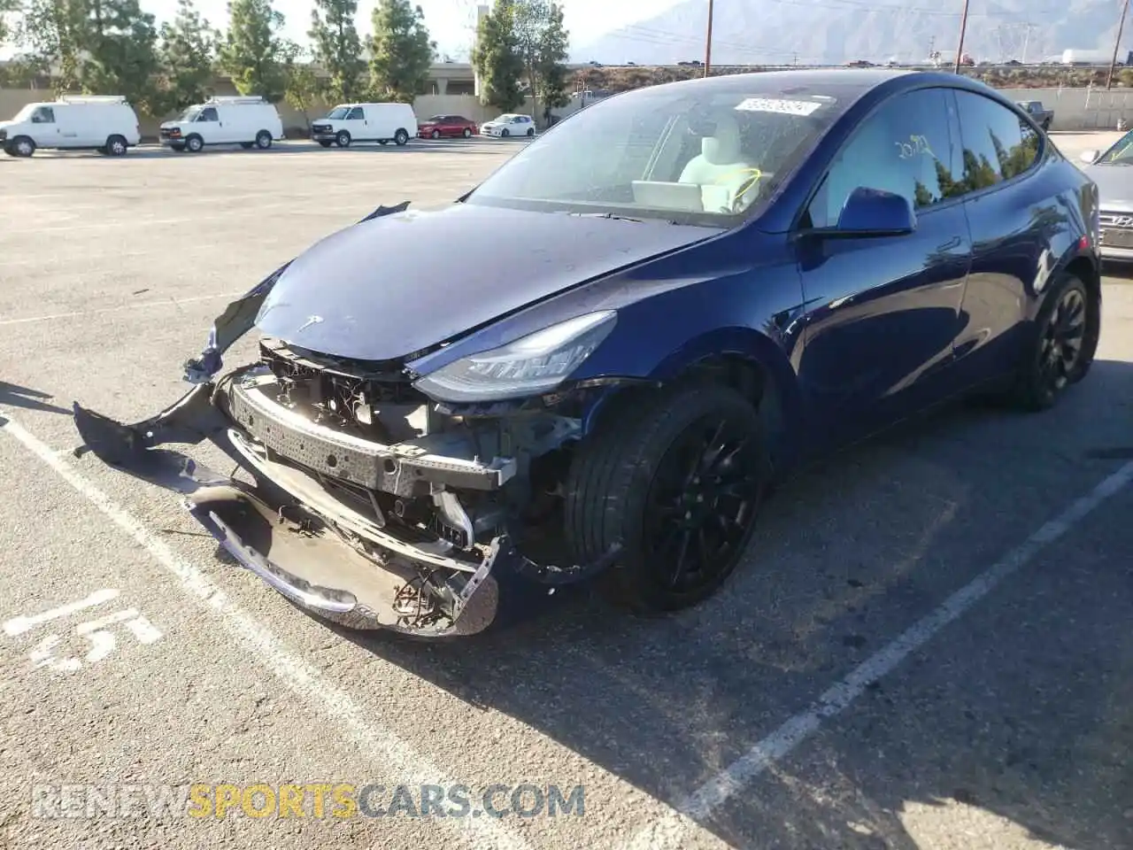 2 Photograph of a damaged car 5YJYGDEE8MF266996 TESLA MODEL Y 2021