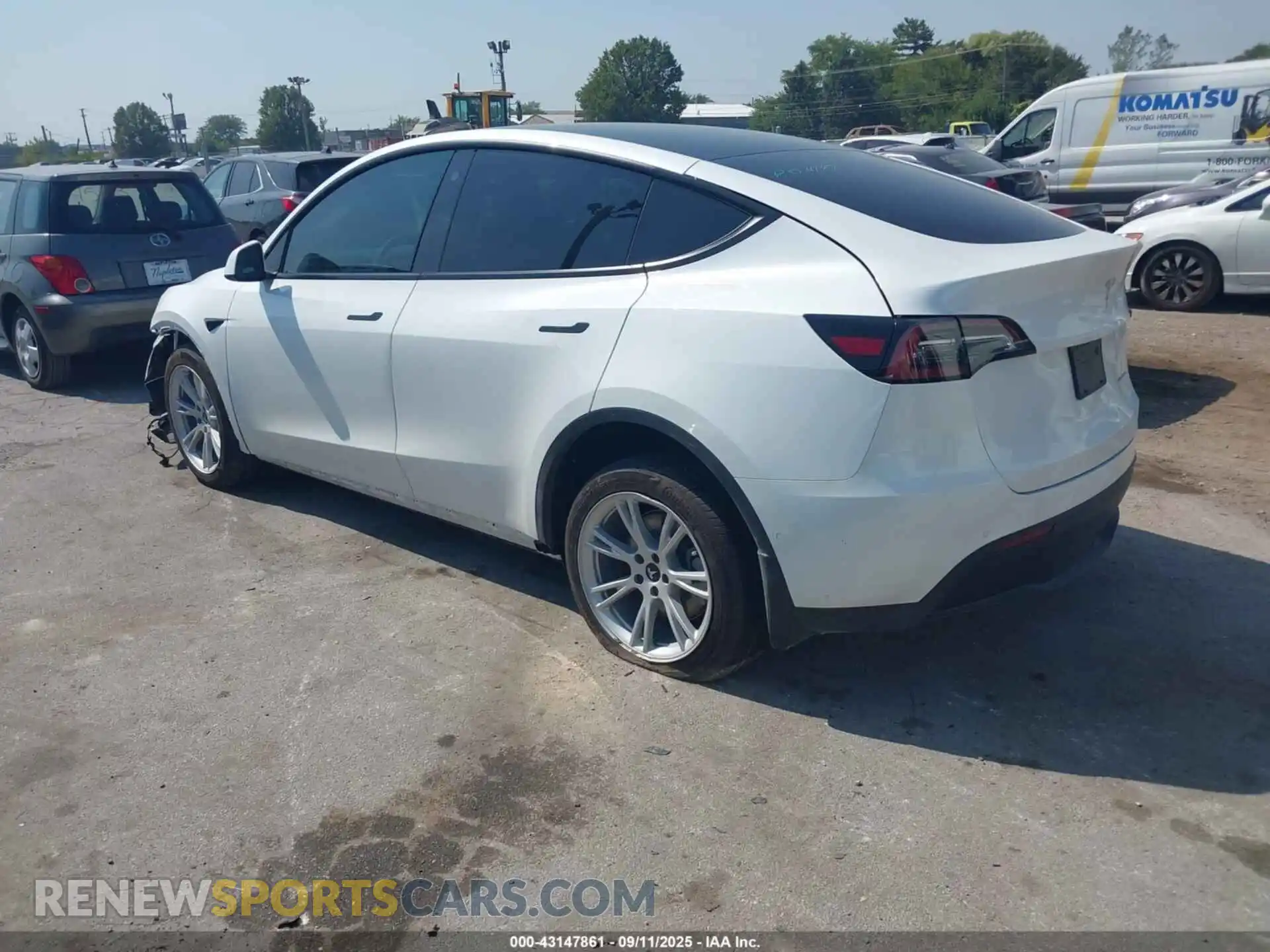 3 Photograph of a damaged car 5YJYGDEE8MF283538 TESLA MODEL Y 2021