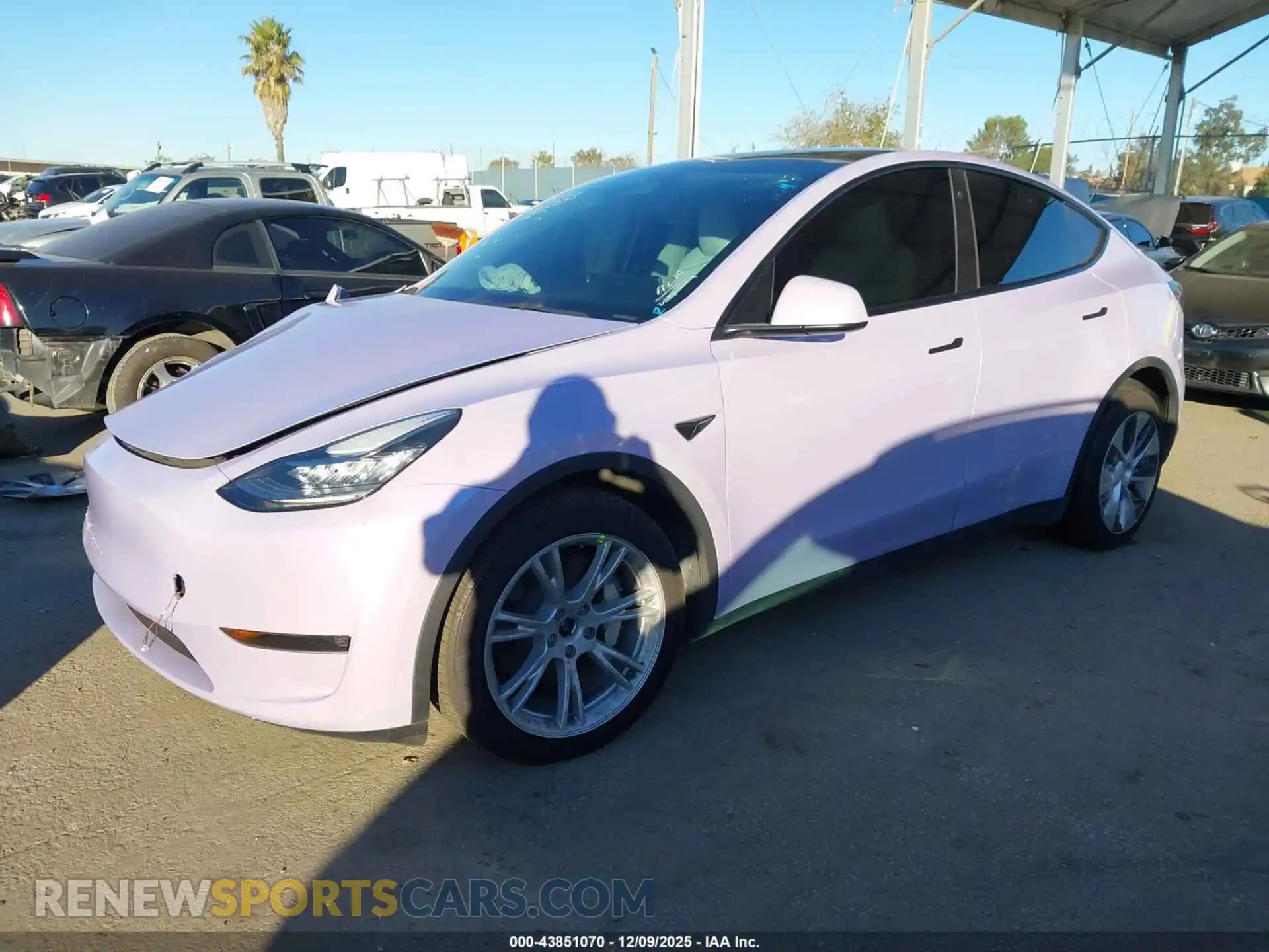 2 Photograph of a damaged car 5YJYGDEE8MF298699 TESLA MODEL Y 2021