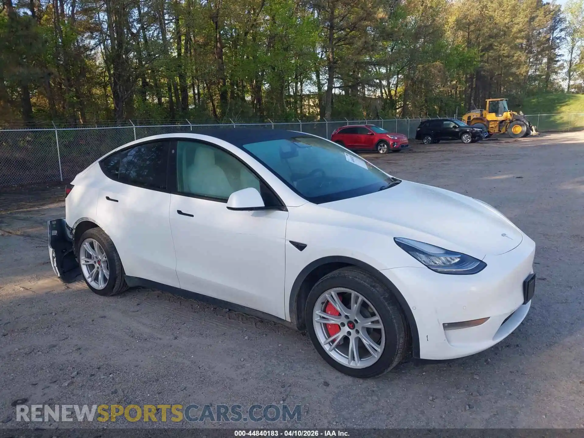 1 Photograph of a damaged car 5YJYGDEE8MF304887 TESLA MODEL Y 2021