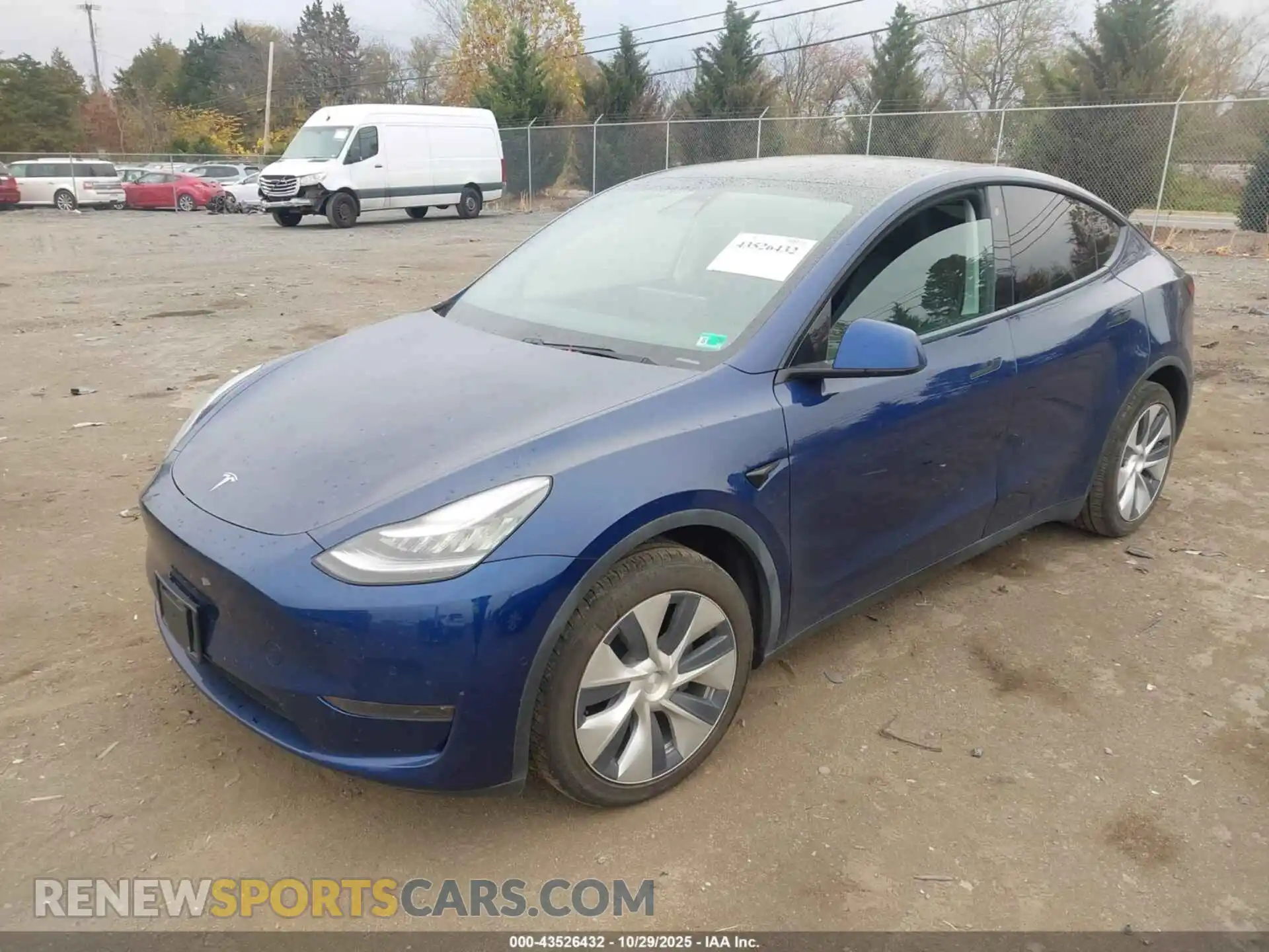2 Photograph of a damaged car 5YJYGDEE9MF060795 TESLA MODEL Y 2021