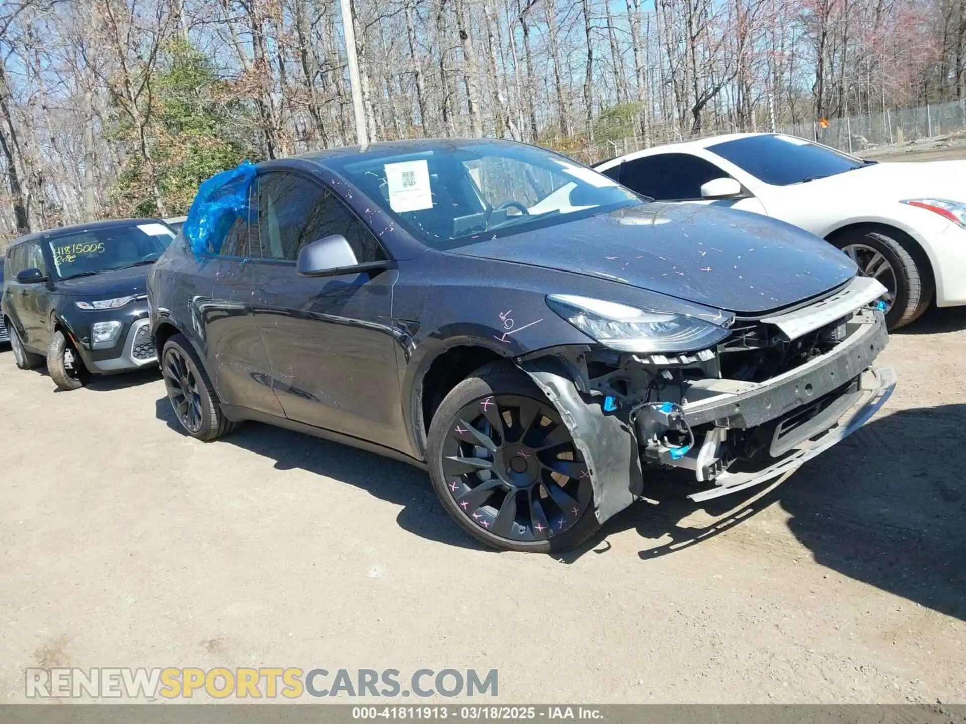 1 Photograph of a damaged car 5YJYGDEE9MF062580 TESLA MODEL Y 2021